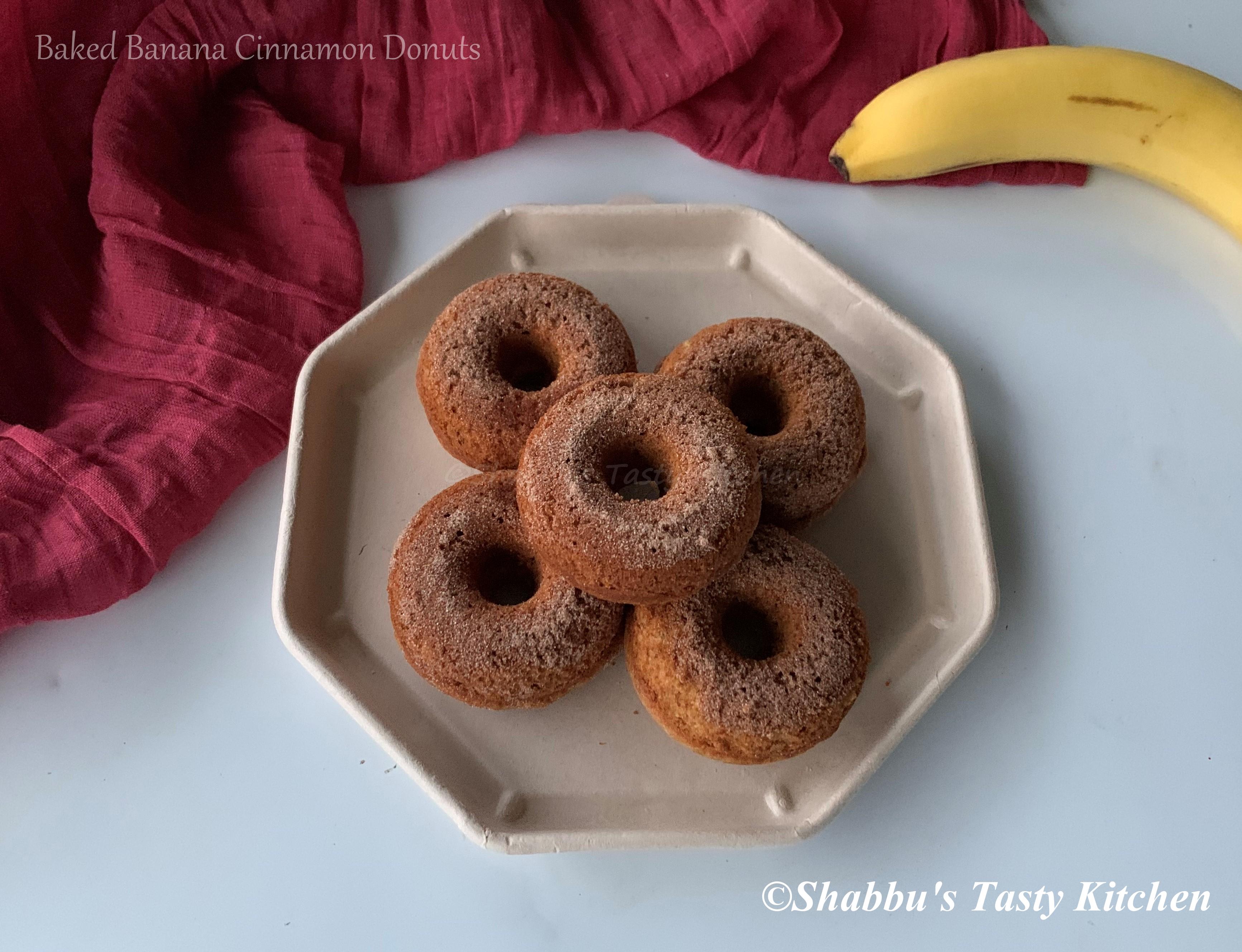 baked-banana-cinnamon-donuts