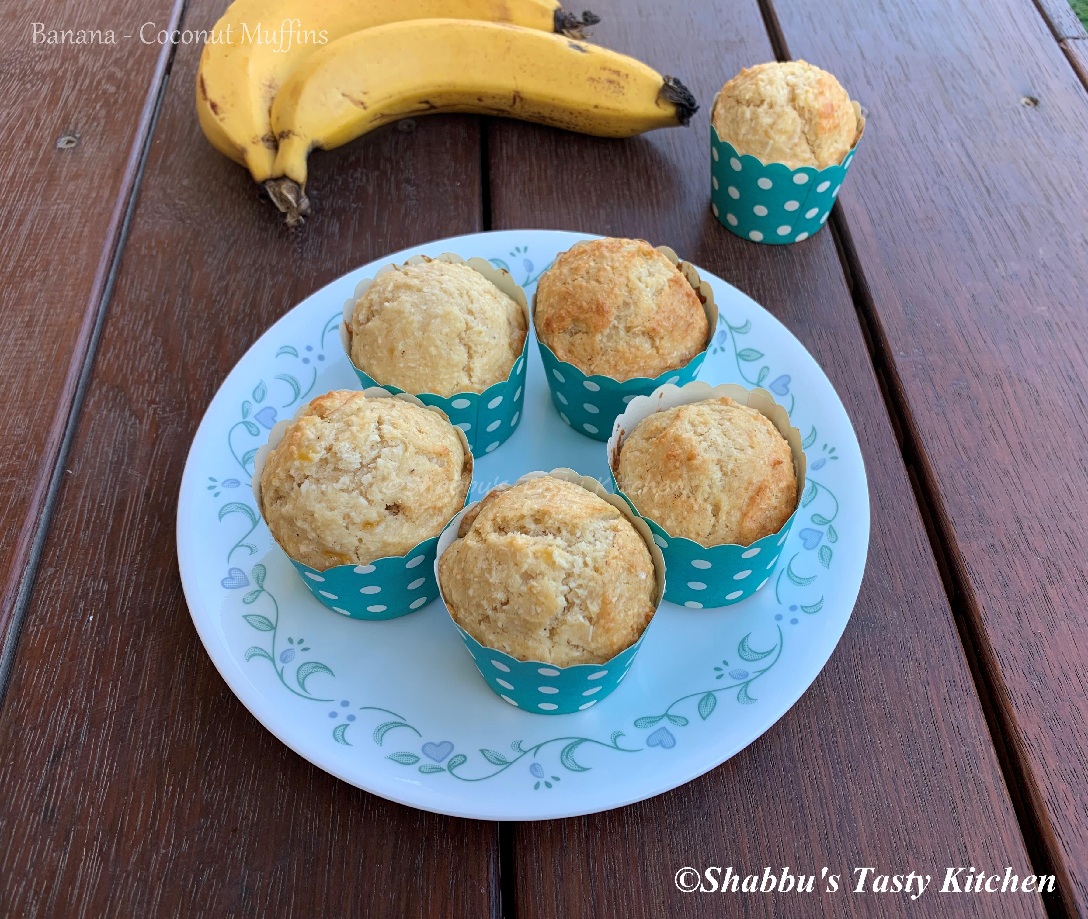 banana-coconut-muffins