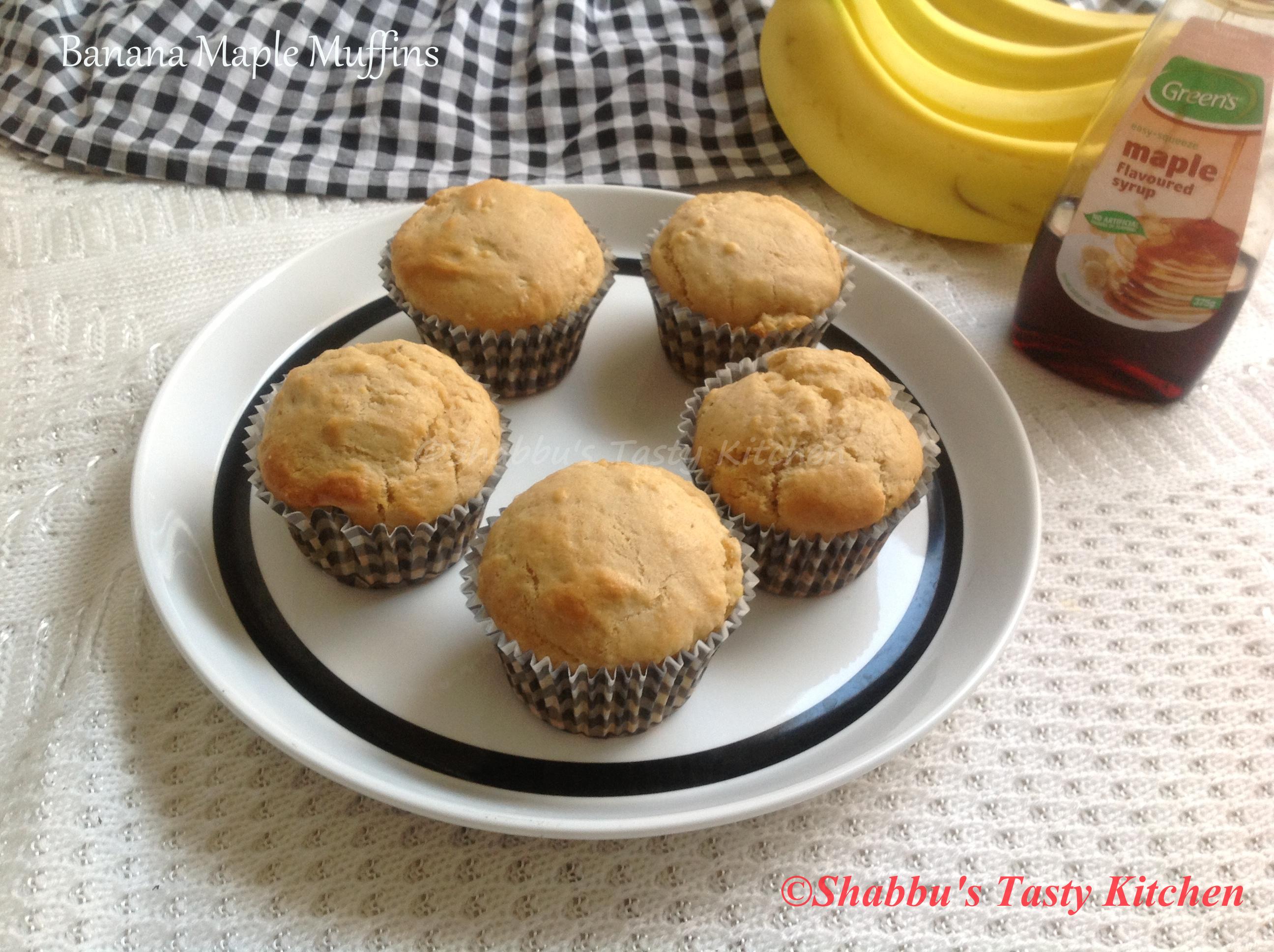 banana-maple-muffins