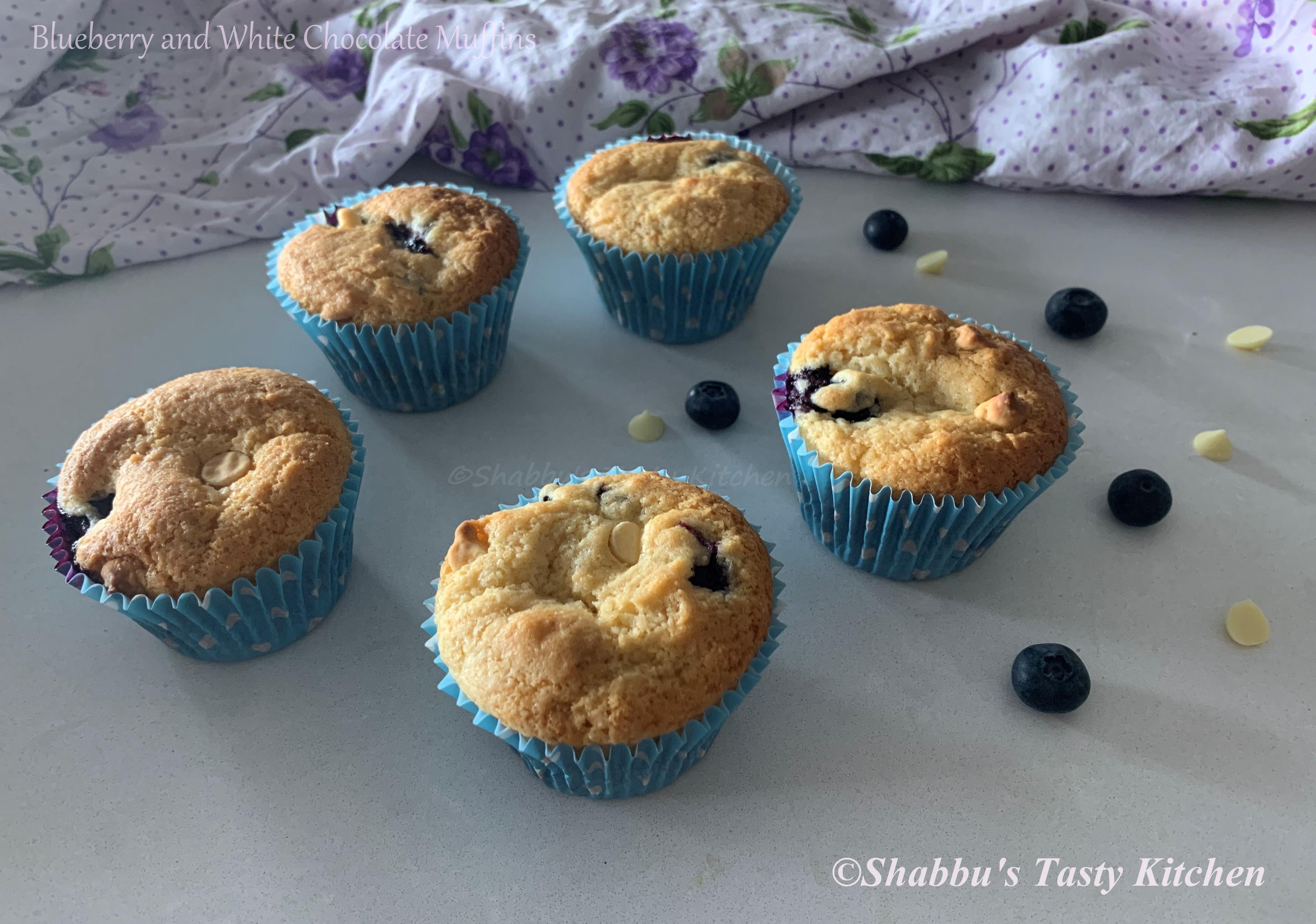 blueberry-and-white-chocolate-muffins