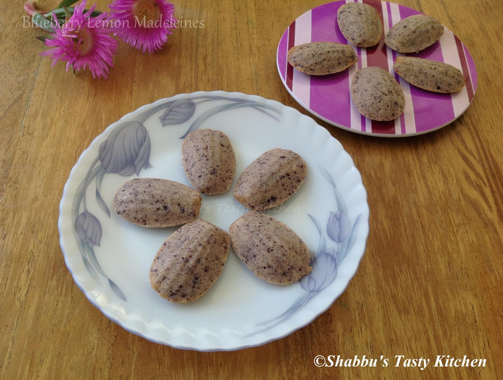 blueberry-lemon-madeleines
