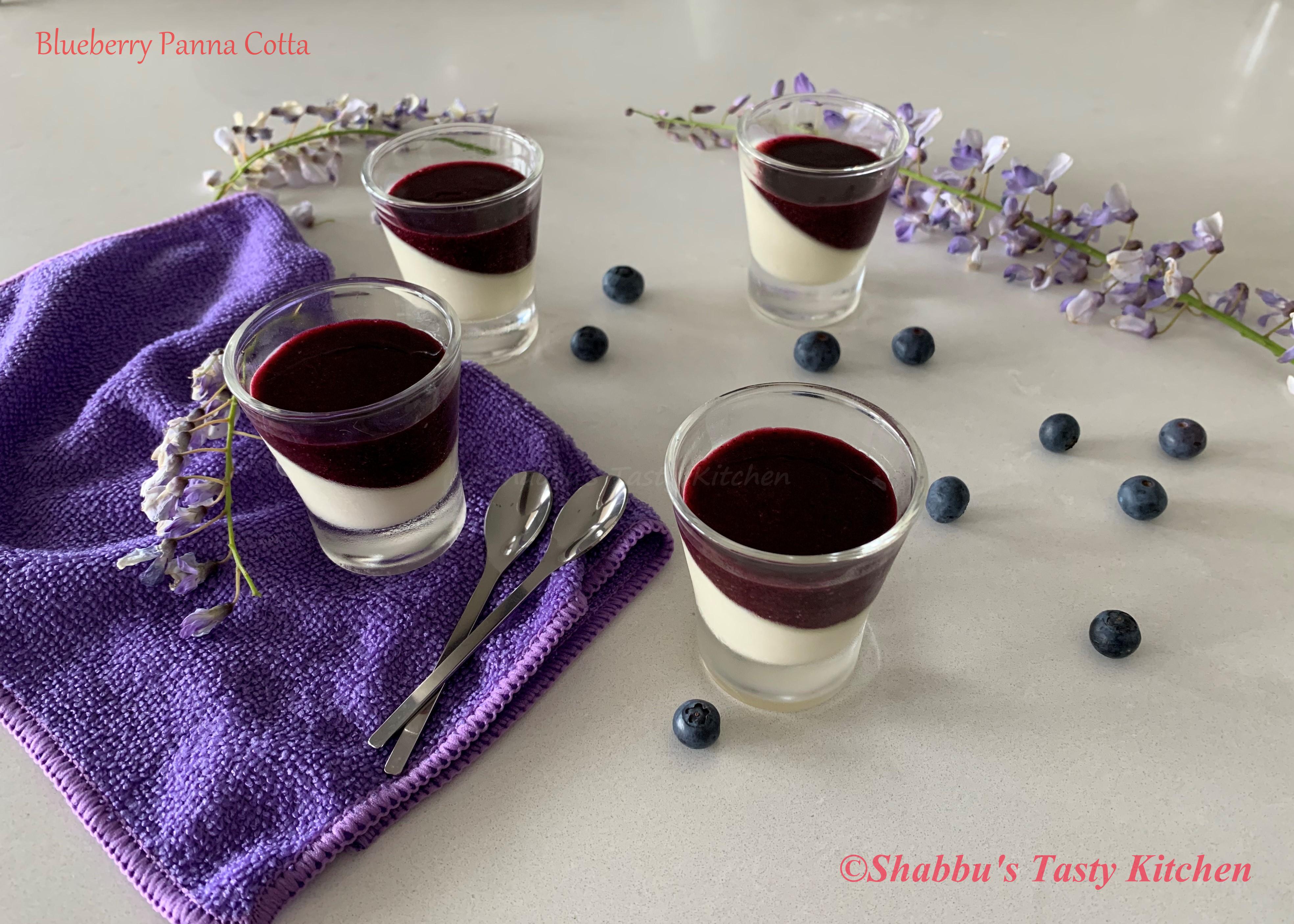 blueberry-panna-cotta