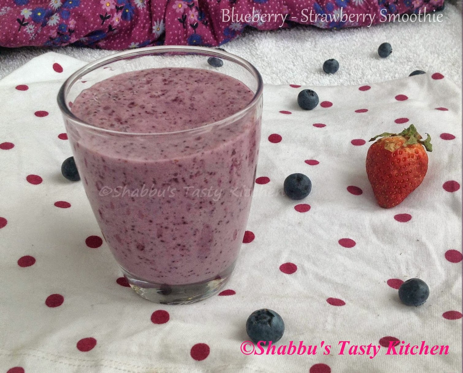 blueberry-strawberry-smoothie