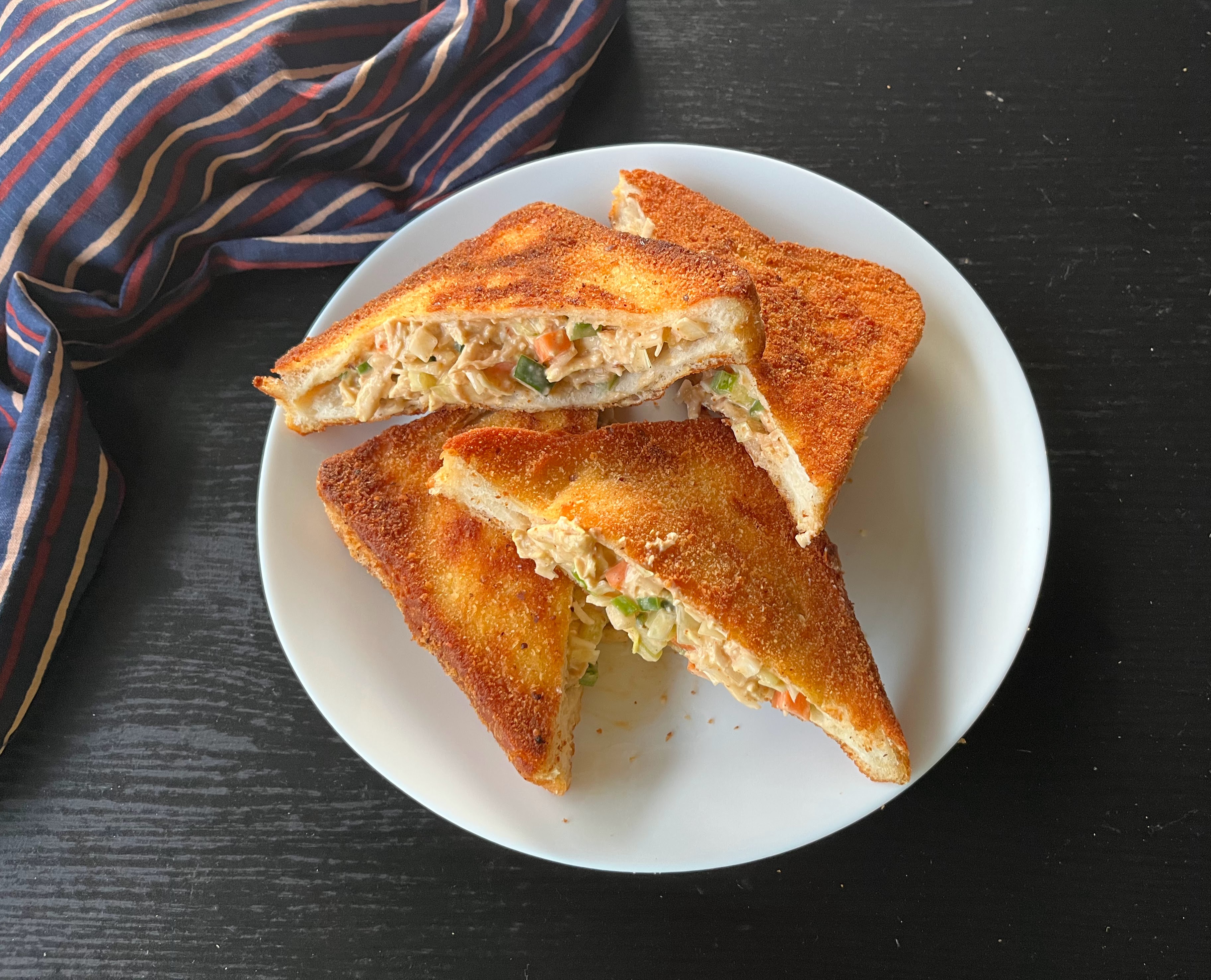 -bread-pocket-chicken-shawarma-chicken-shawarma-bread-pockets