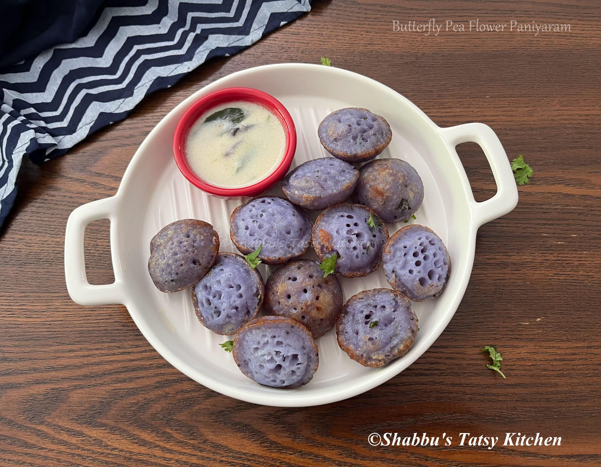 butterfly-pea-flower-paniyaram