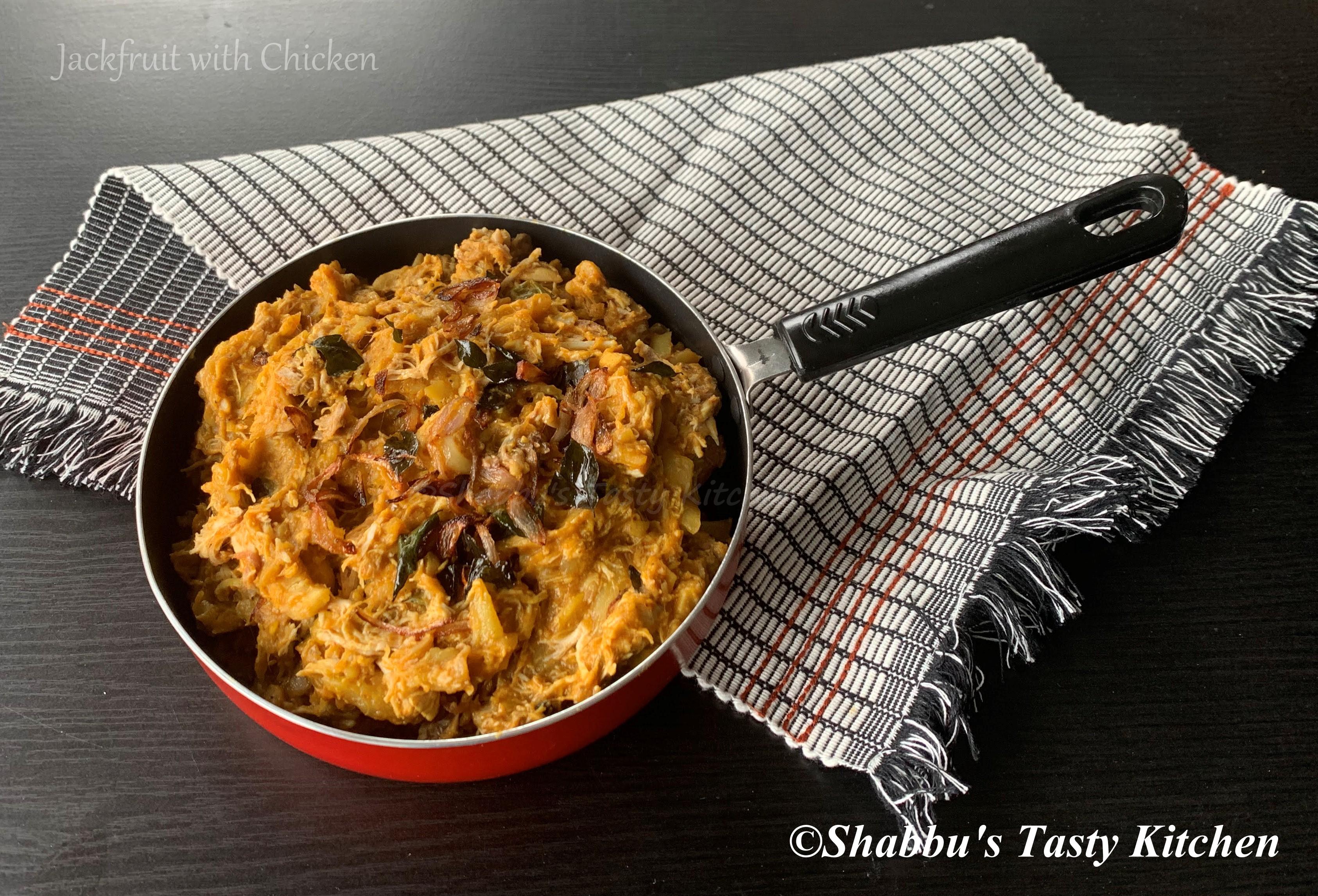 chakkayum-kozhiyum-jackfruit-with-chicken