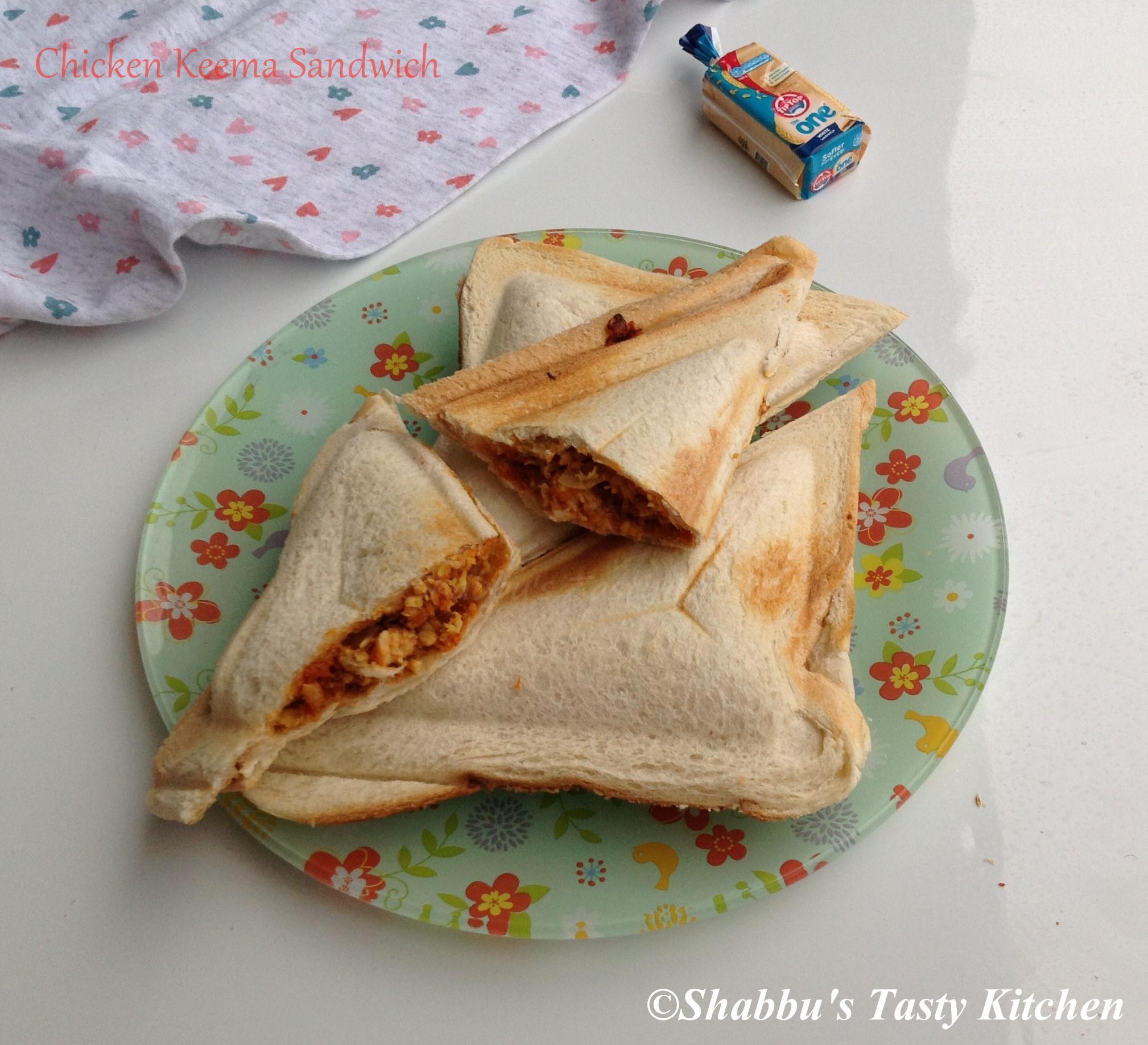 chicken-keema-toast-sandwic