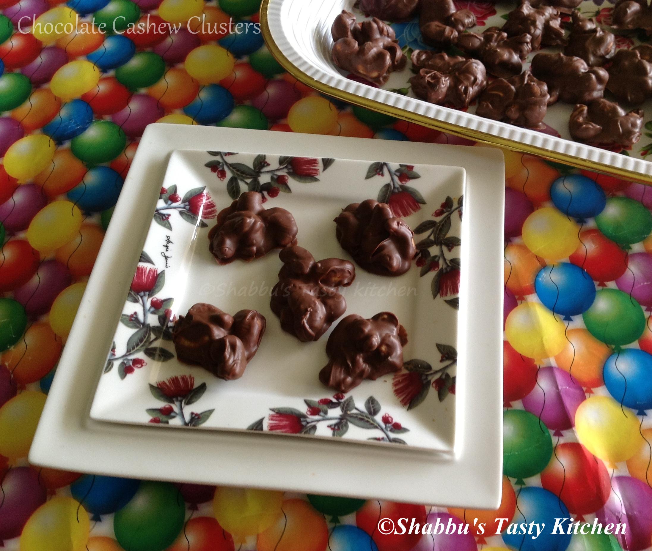 chocolate-cashew-clusters