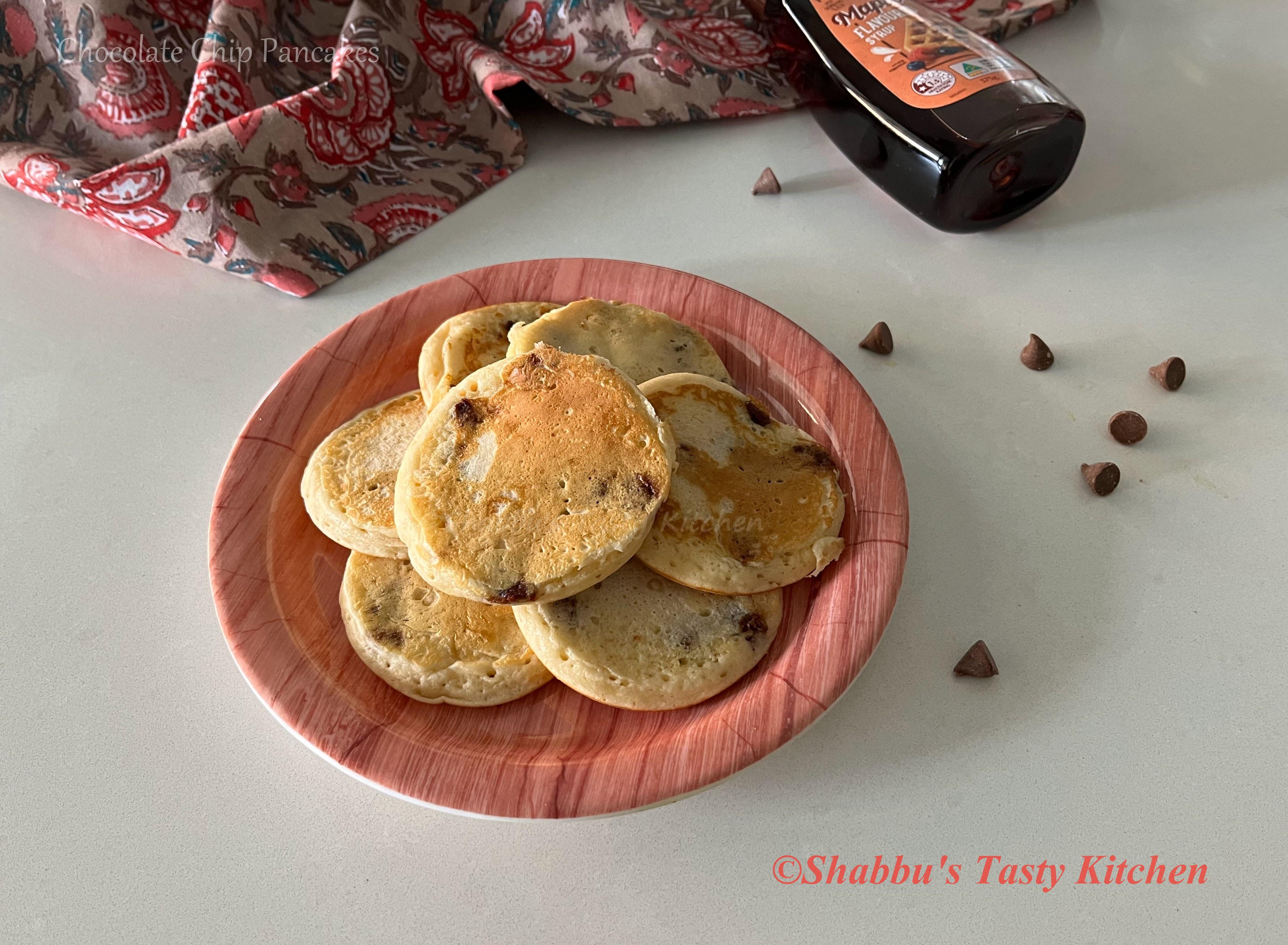 chocolate-chip-pancakes