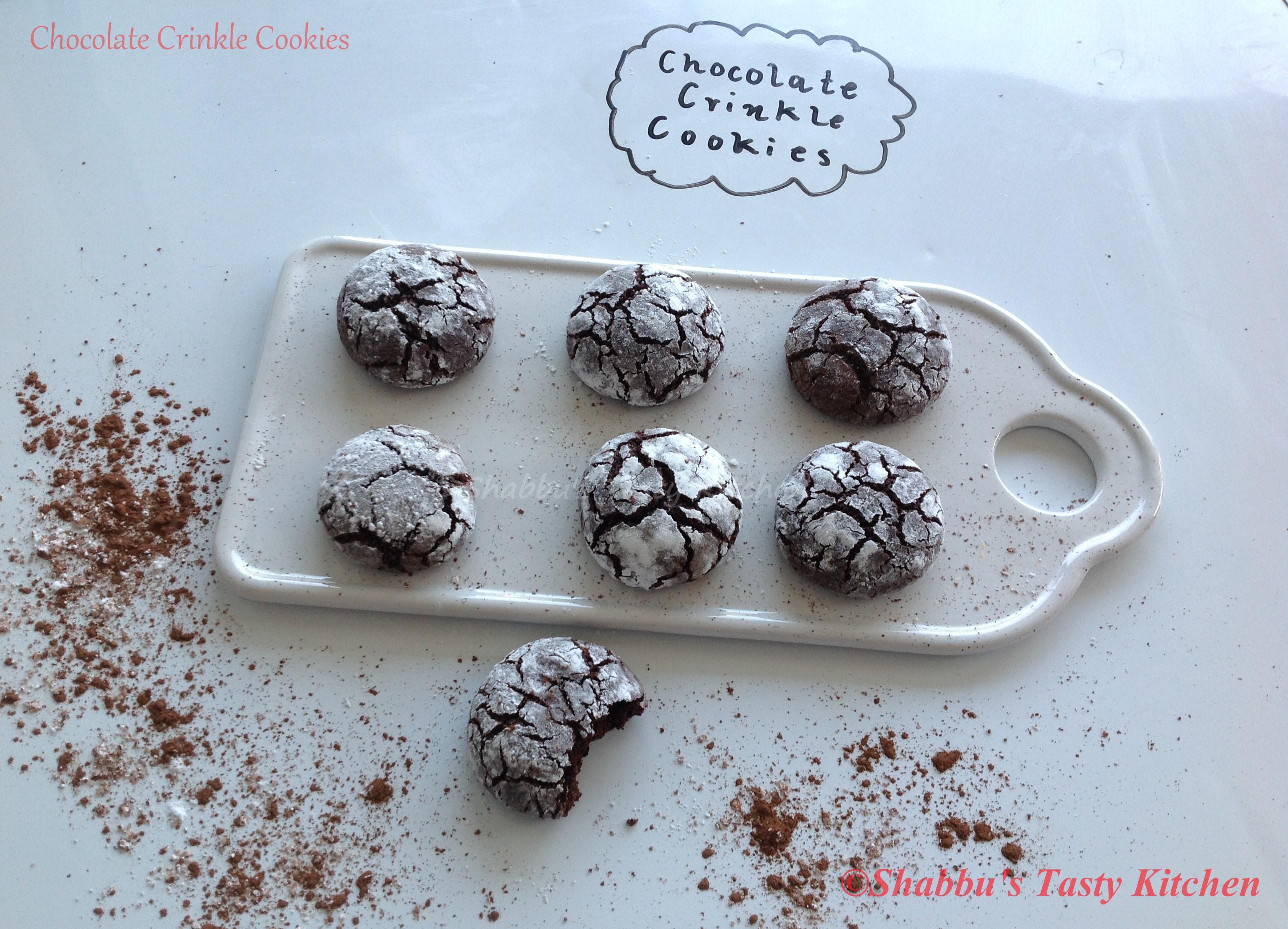 chocolate-crinkle-cookies