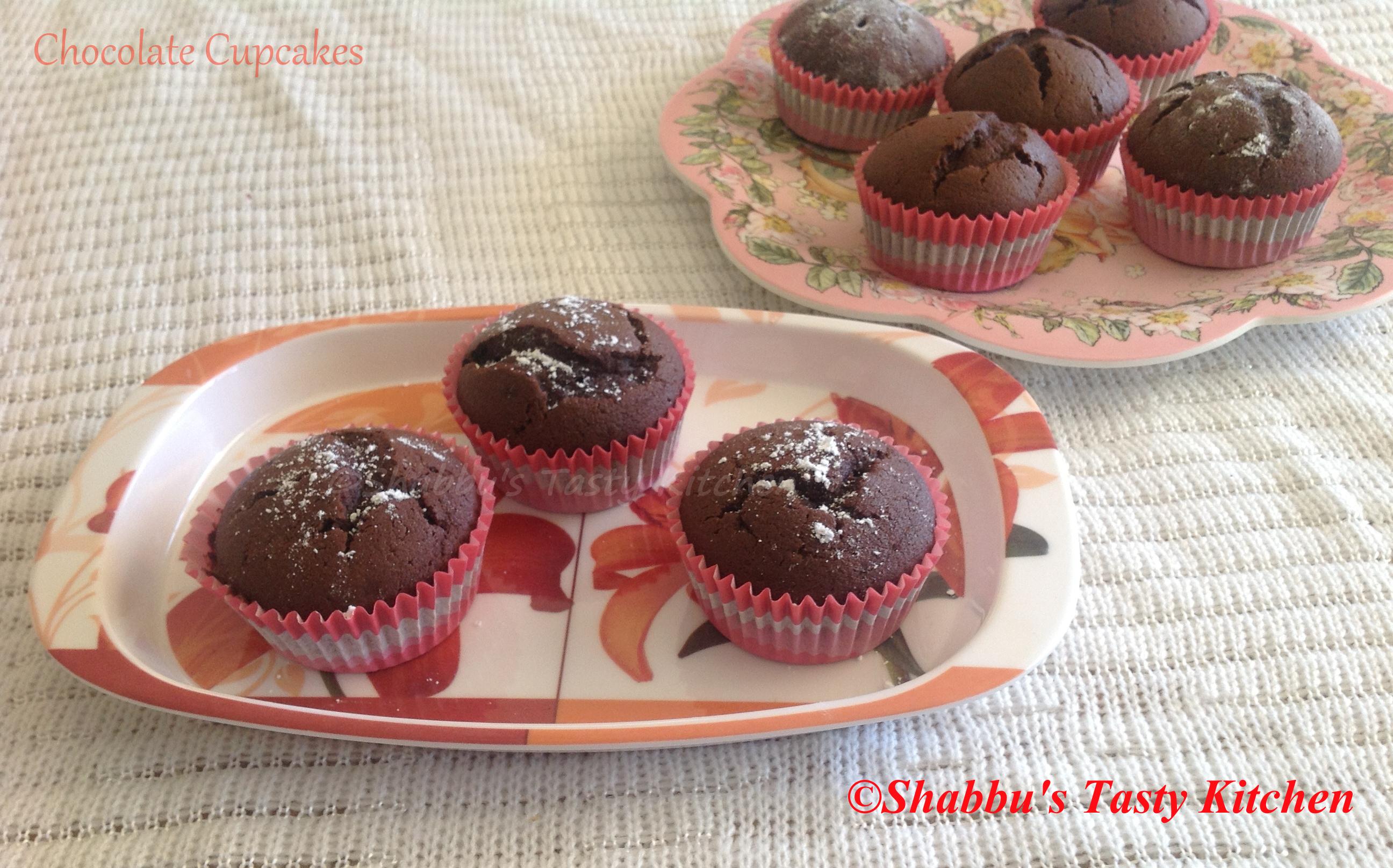 chocolate-cupcakes