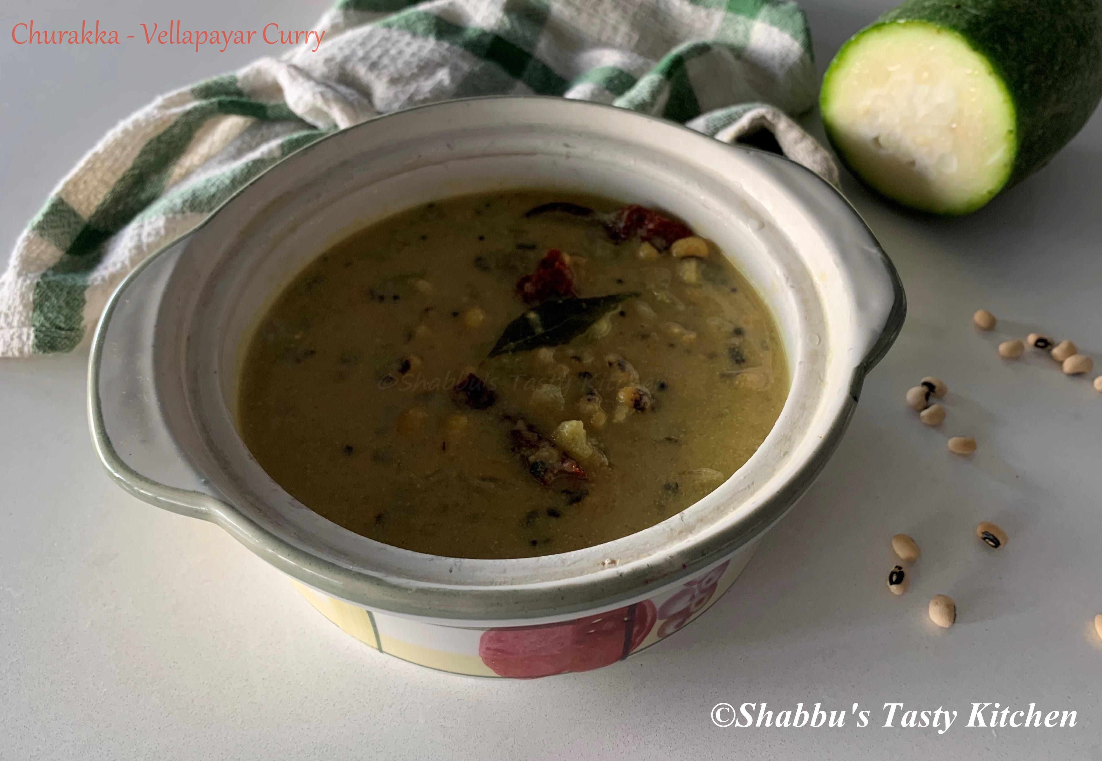 churakka-vellapayar-curry-bottle-gourd-black-eyed-beans-curry