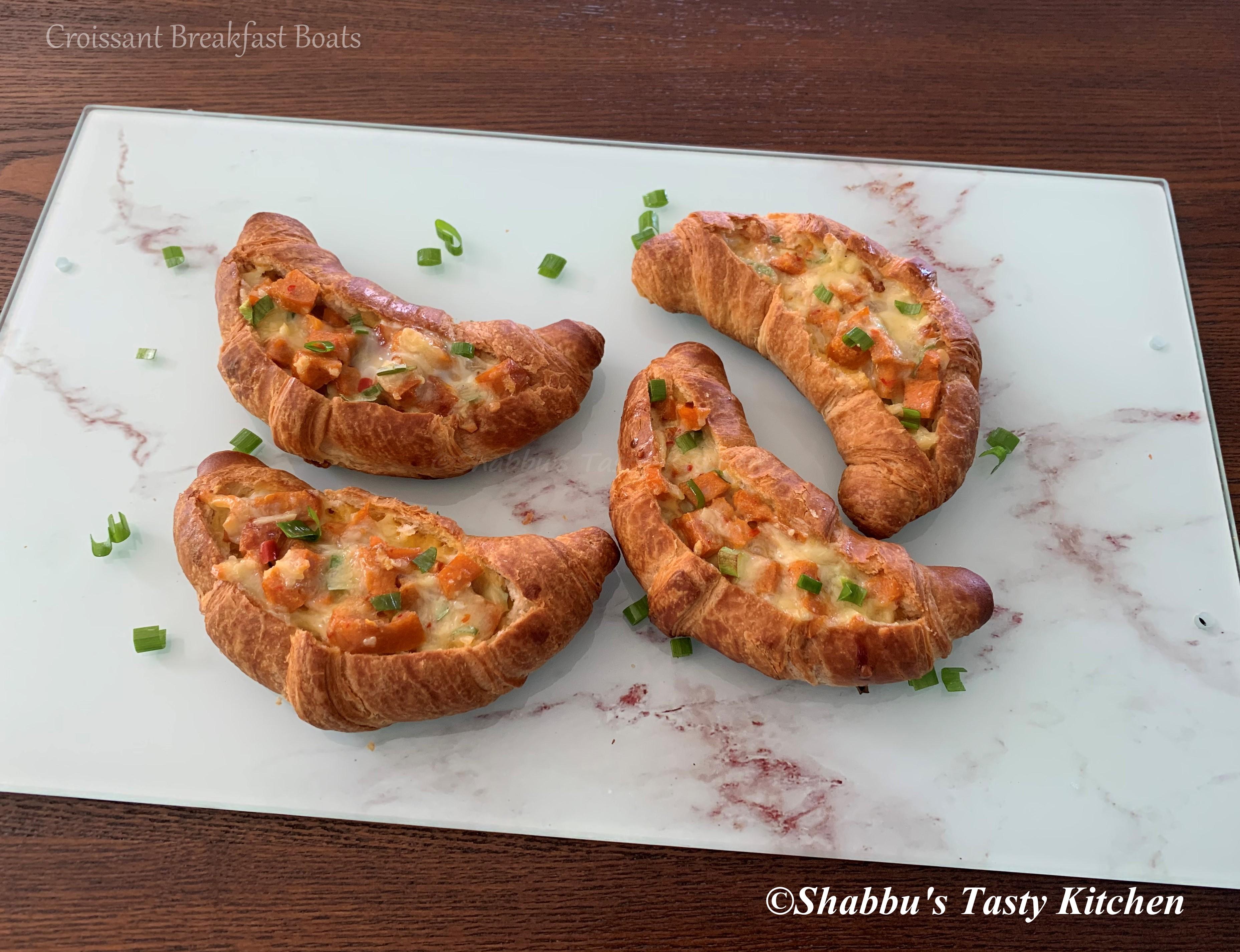 croissant-breakfast-boats