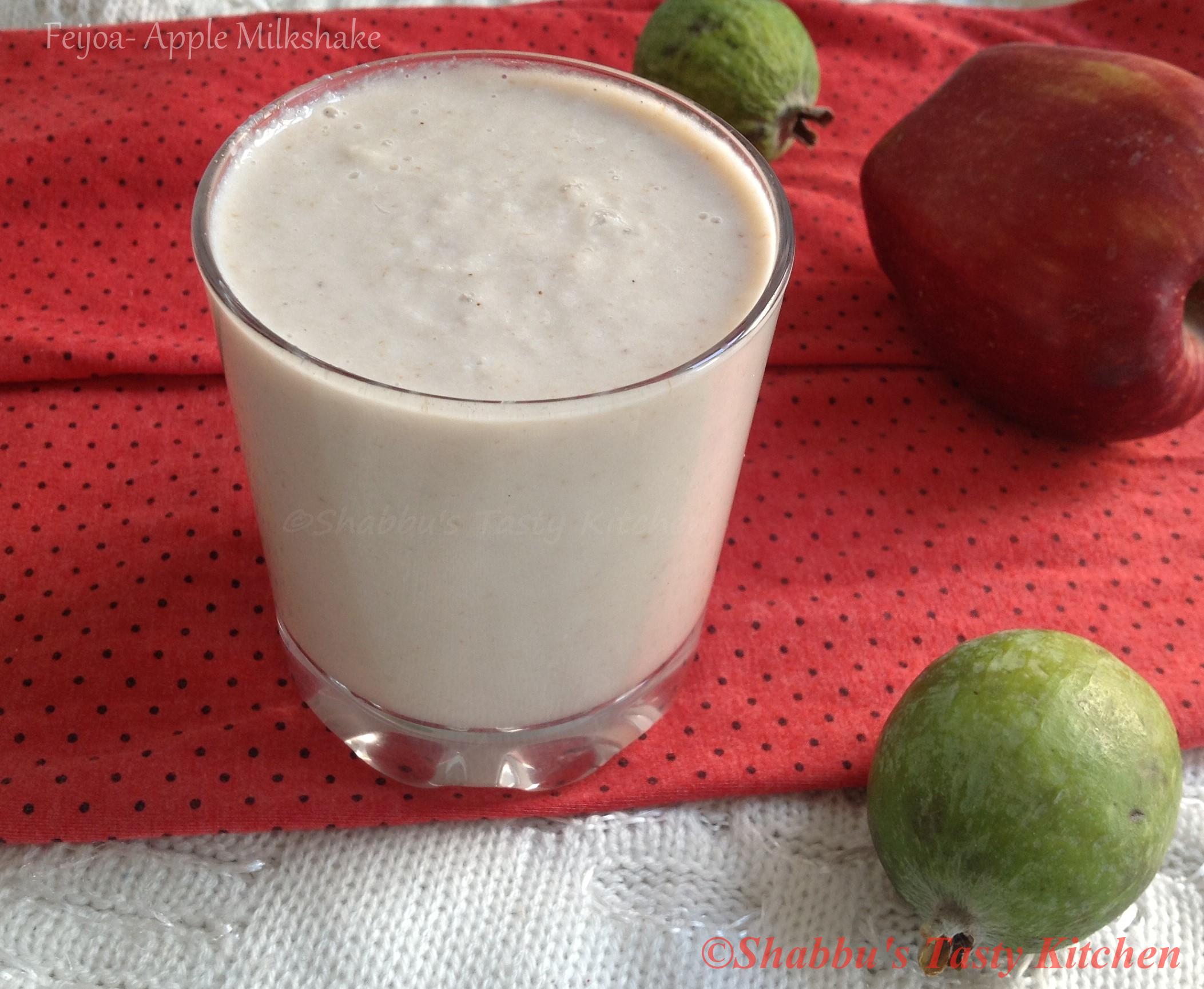 feijoa-apple-milkshake