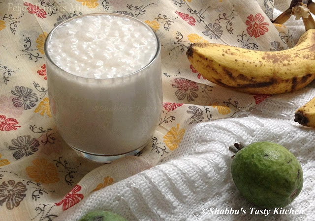 feijoa-banana-milkshake