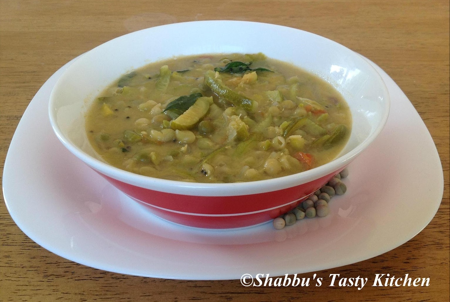 green-peas-kovakka-ivy-gourd-curry