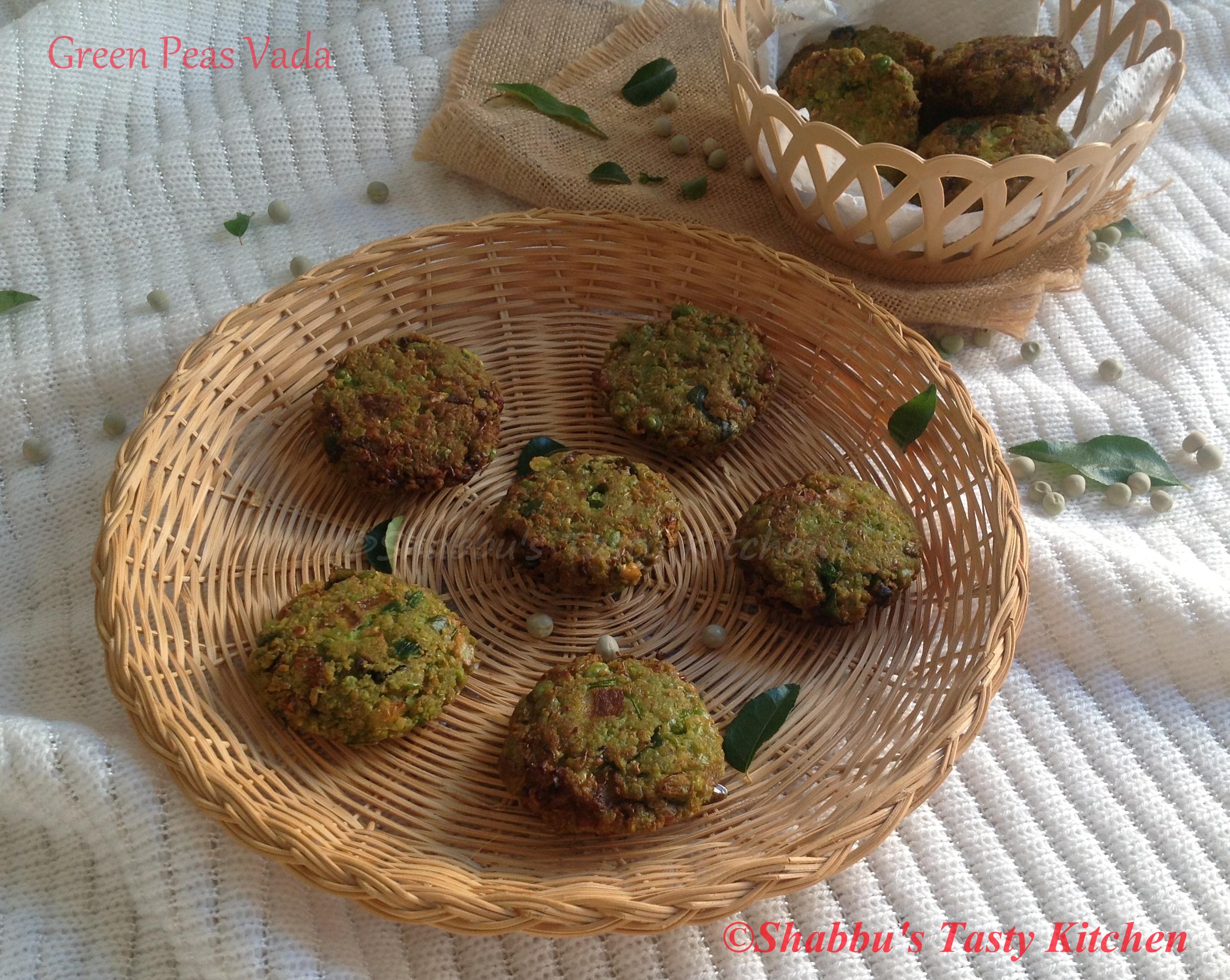 green-peas-vada