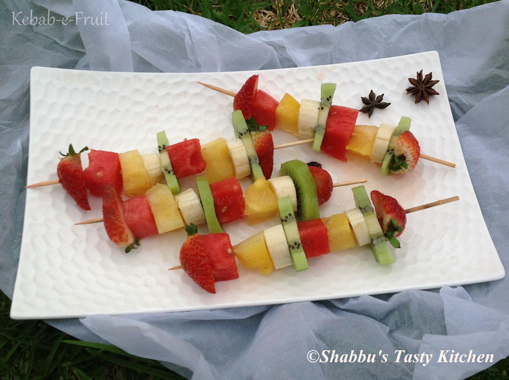 kebab-e-fruit-fruit-kebabs