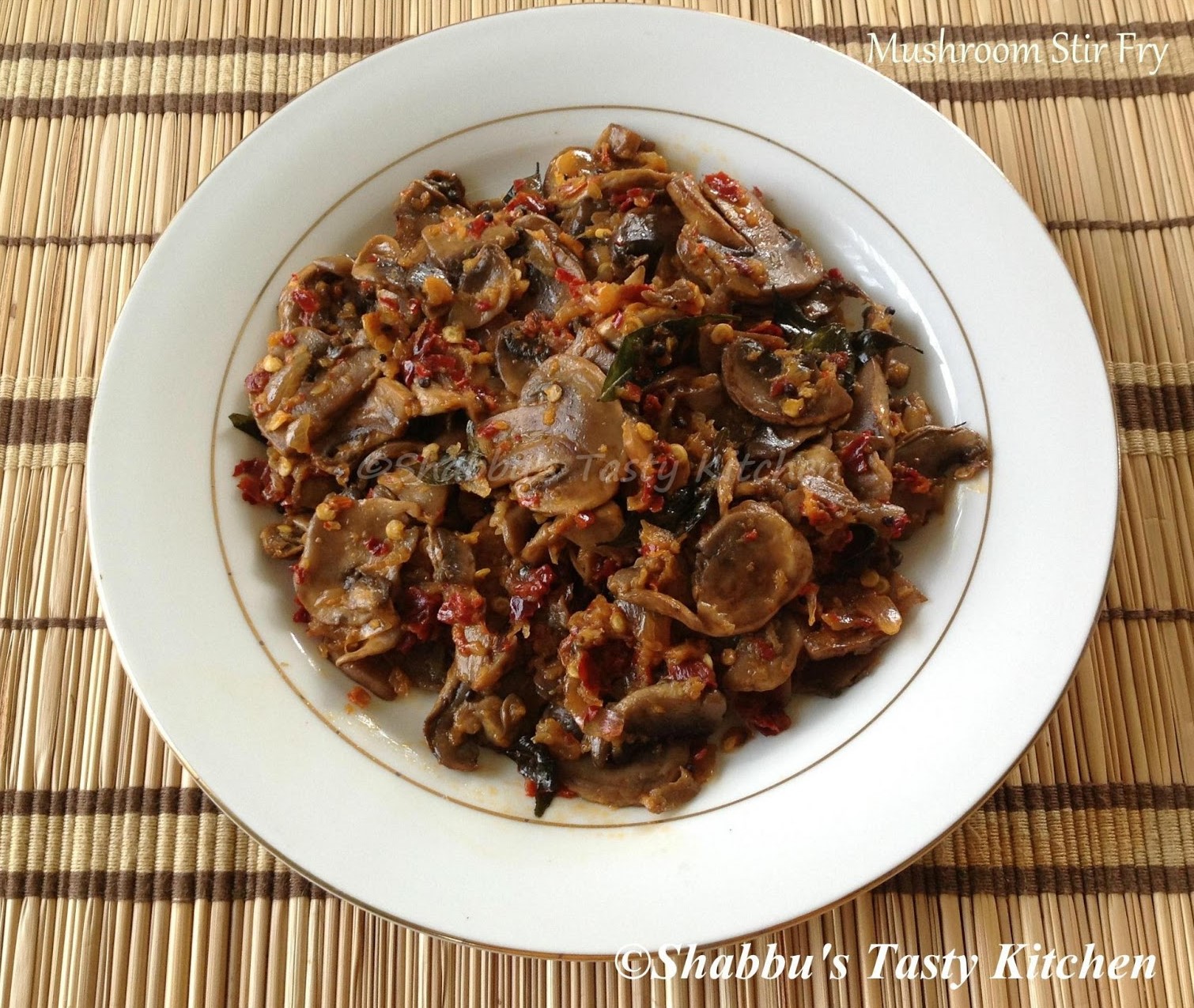koon-mezhukkupuratti-mushroom-stir-fry