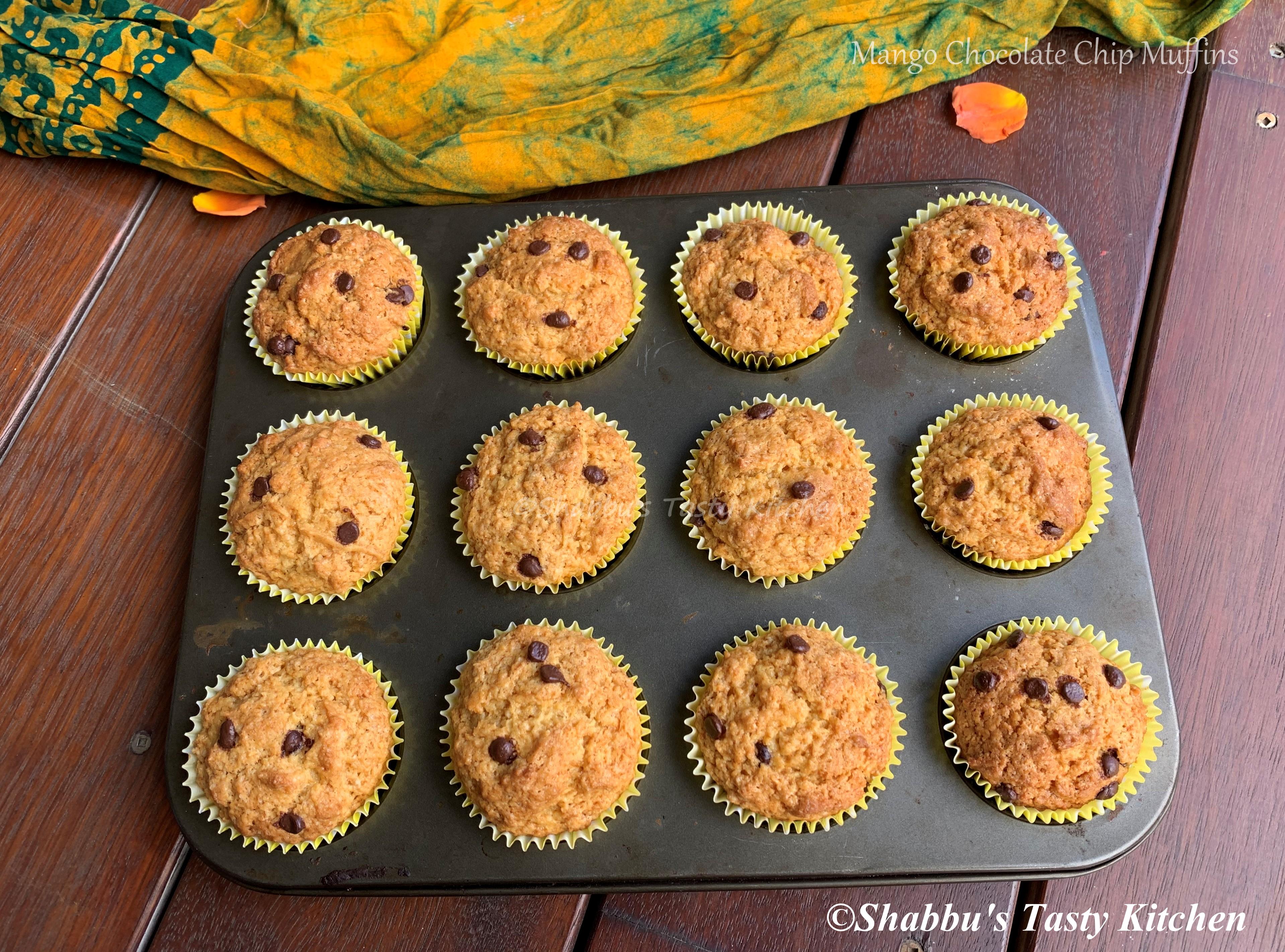 mango-chocolate-chip-muffins