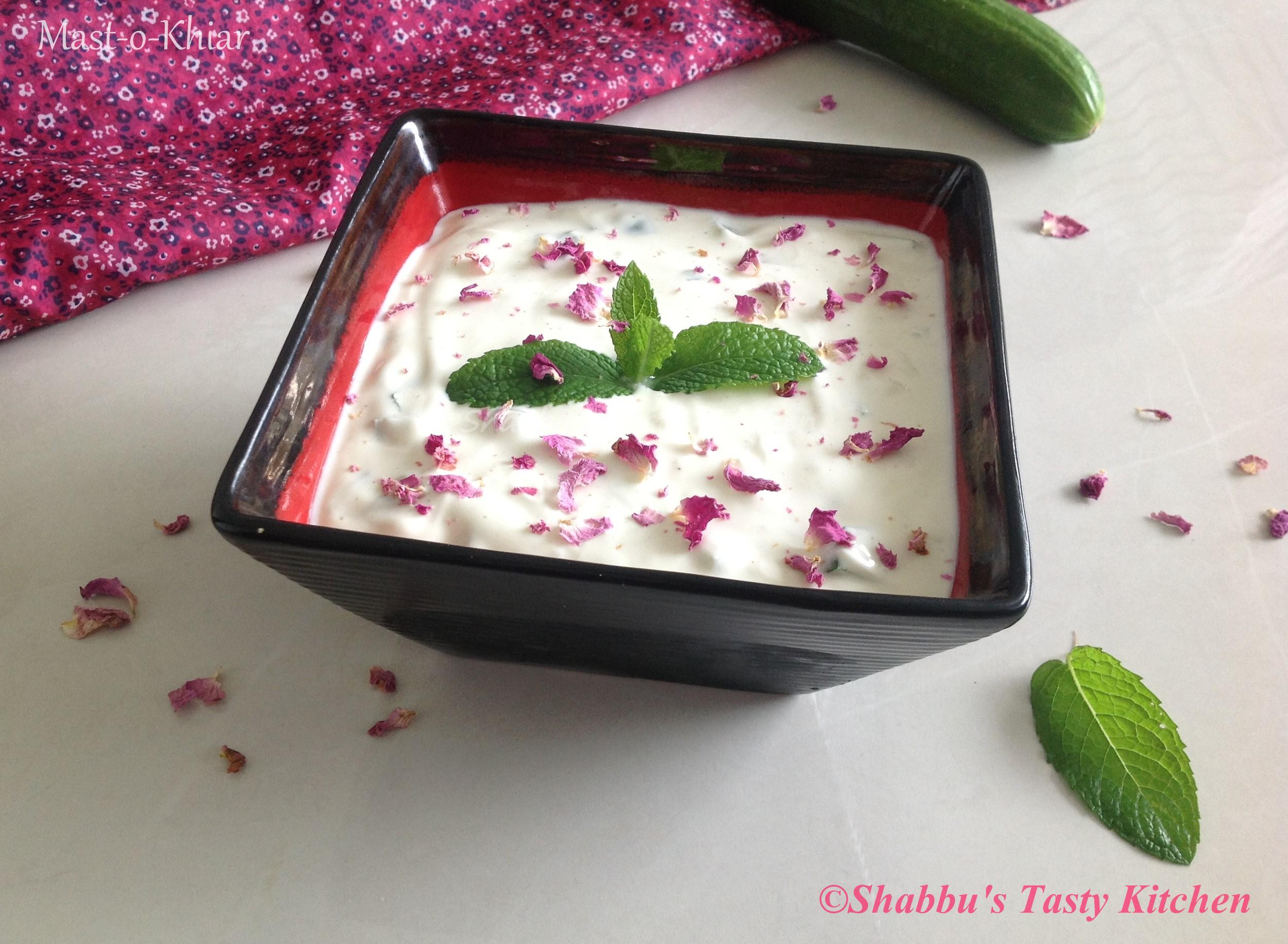 mast-o-khiar-persian-yogurt-and