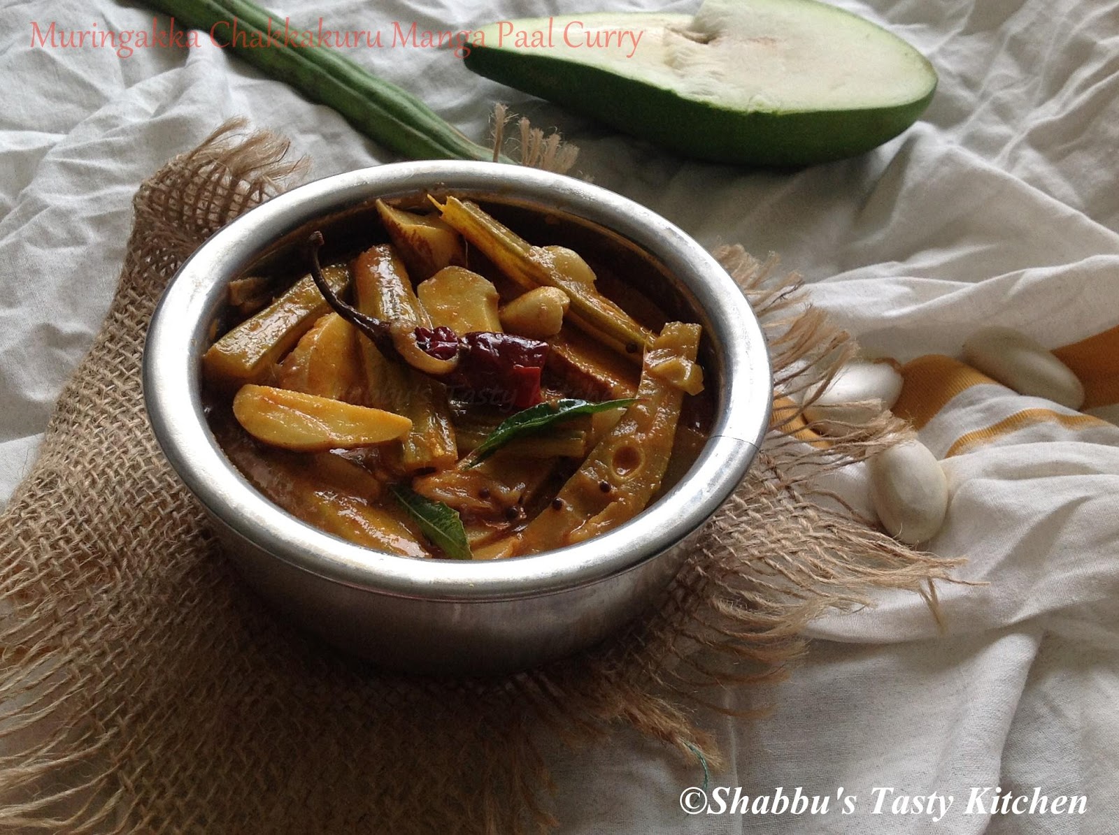 muringakka-chakkakuru-manga-paal-curry