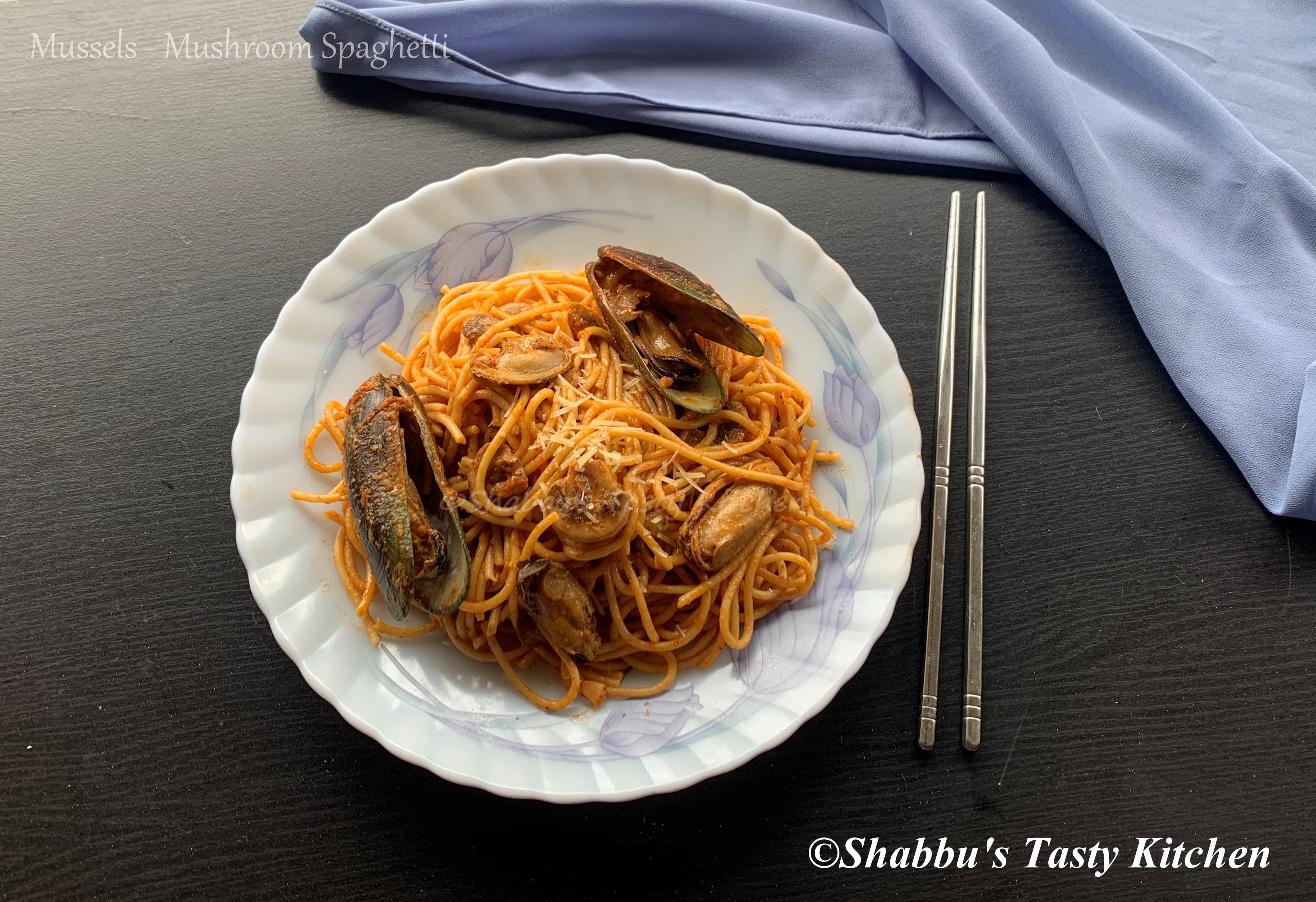 mussels-and-mushroom-spaghetti