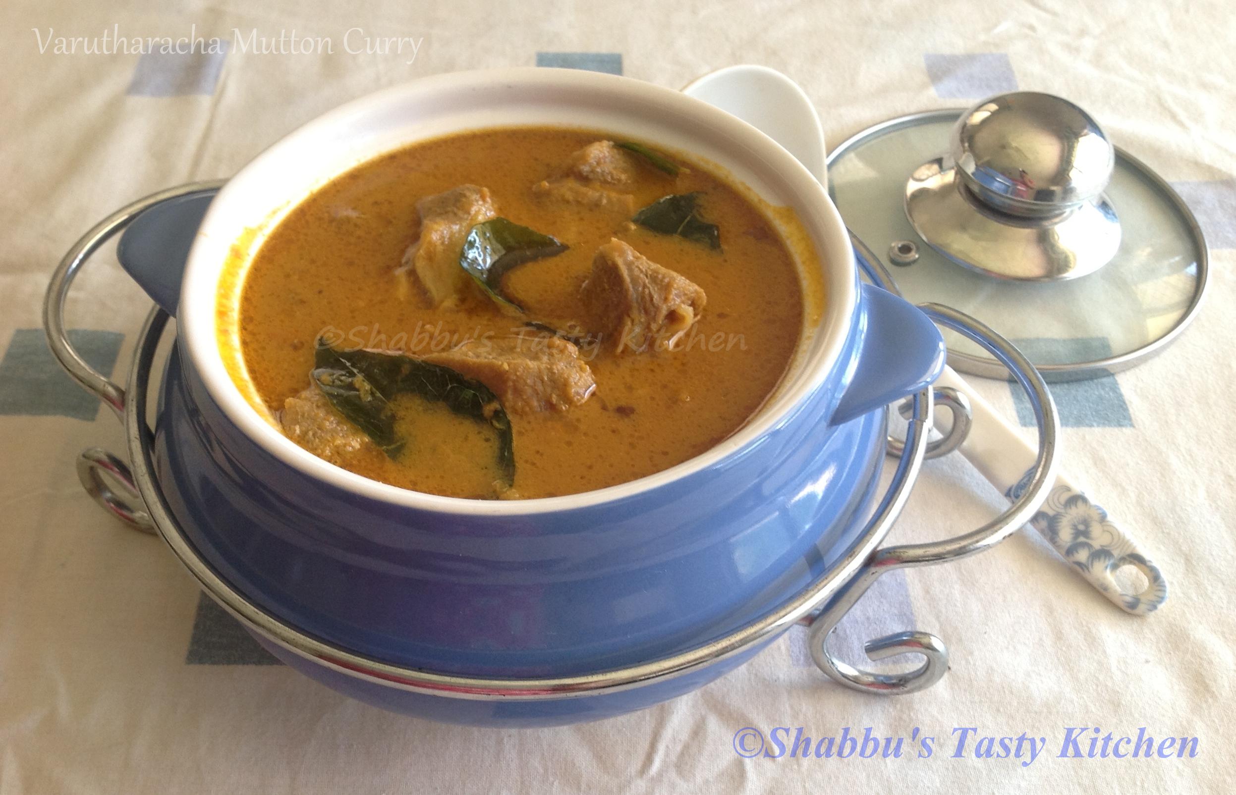 mutton-varutharacha-curry