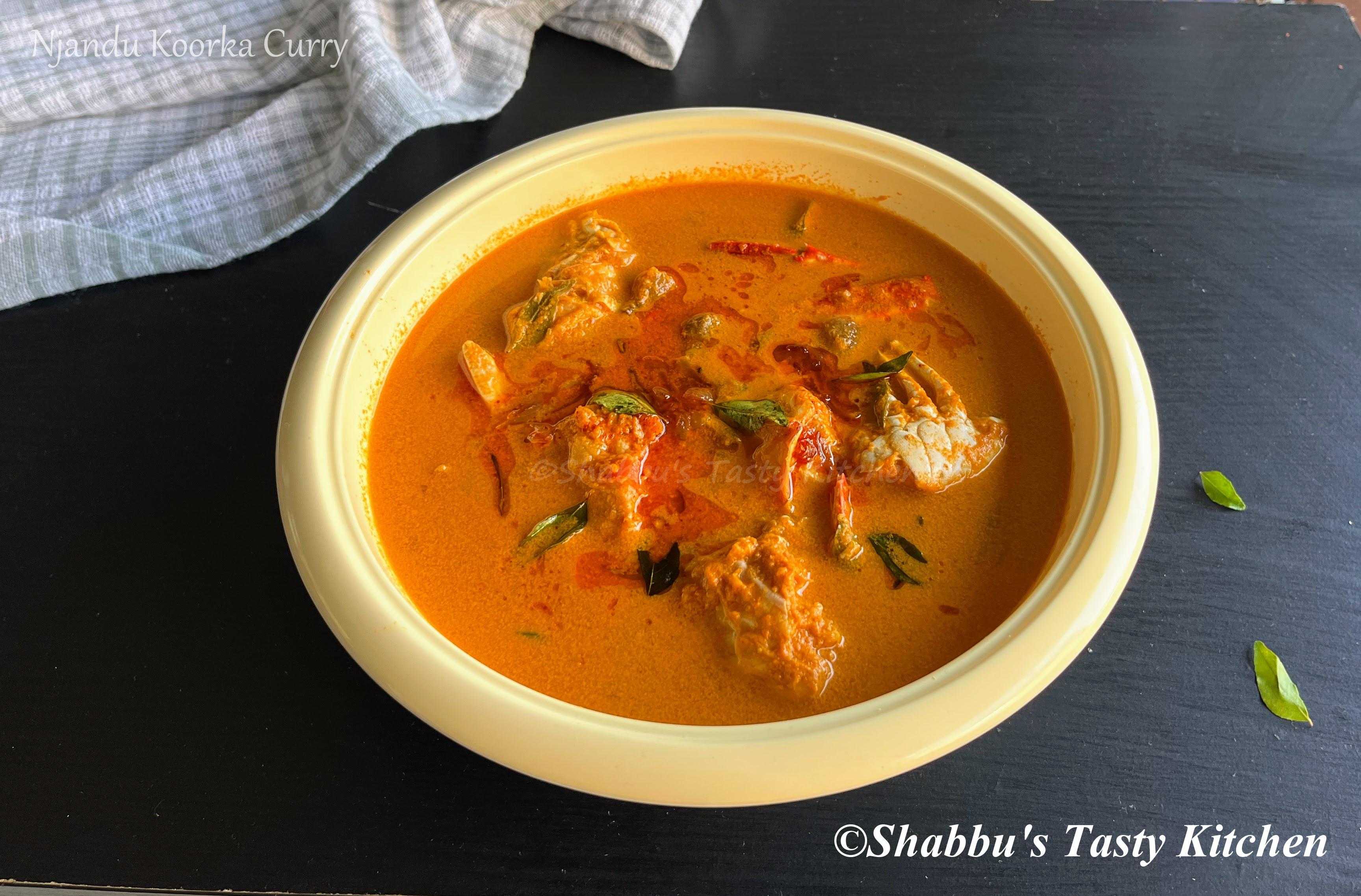 njandu-koorka-curry-crab-chine-potato-curry