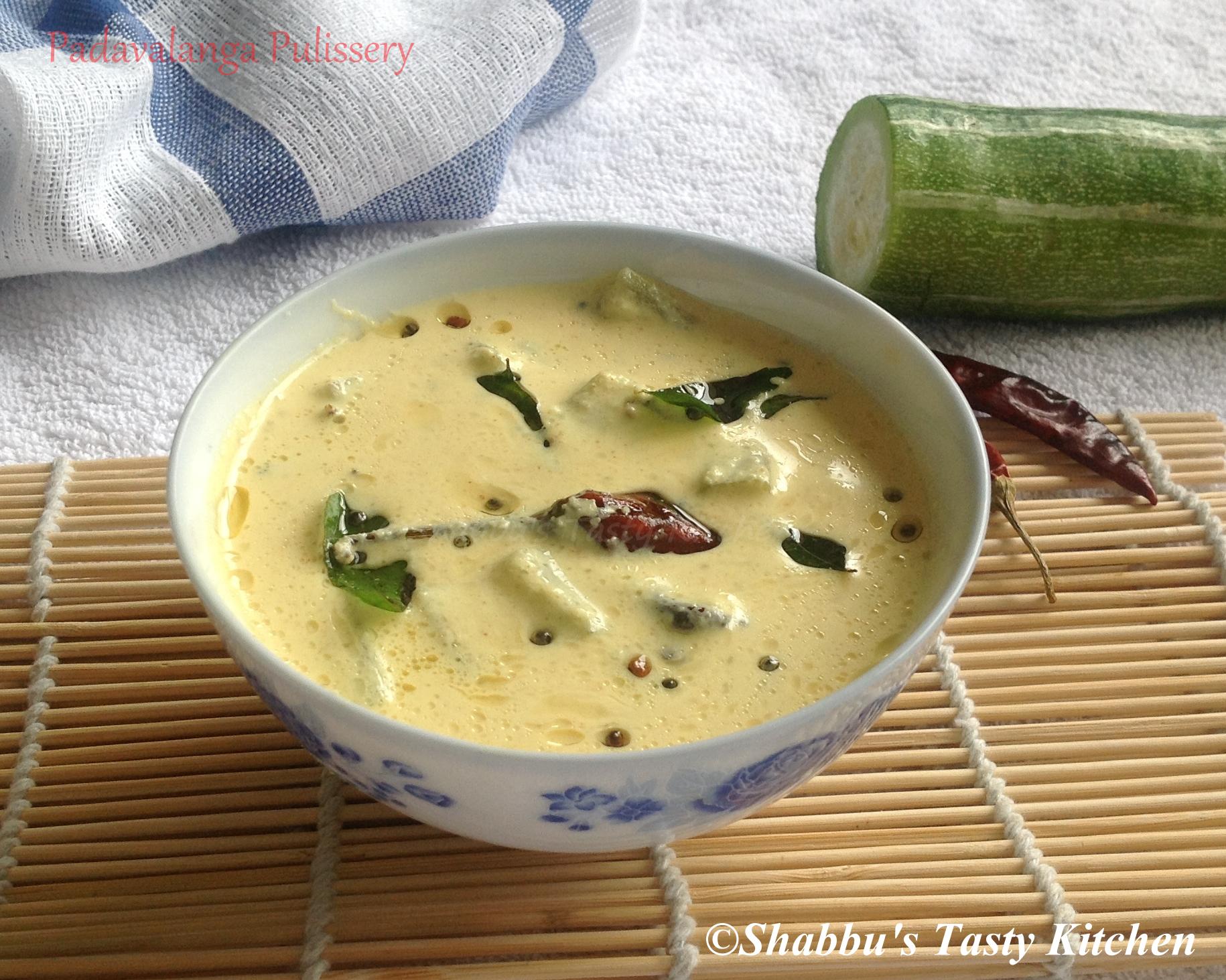 padavalanga-snake-gourd-moru-curry