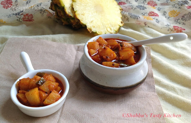 pineapple-pickle-pineapple-achar