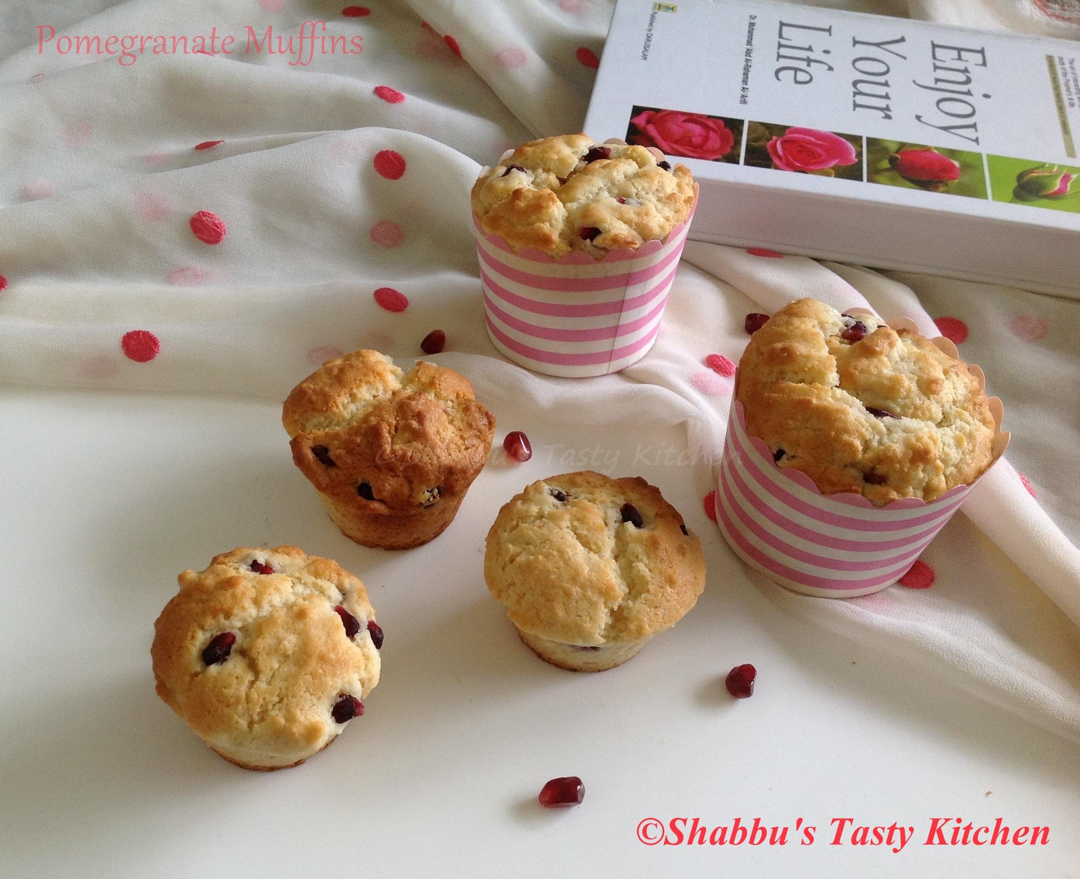 pomegranate-muffins