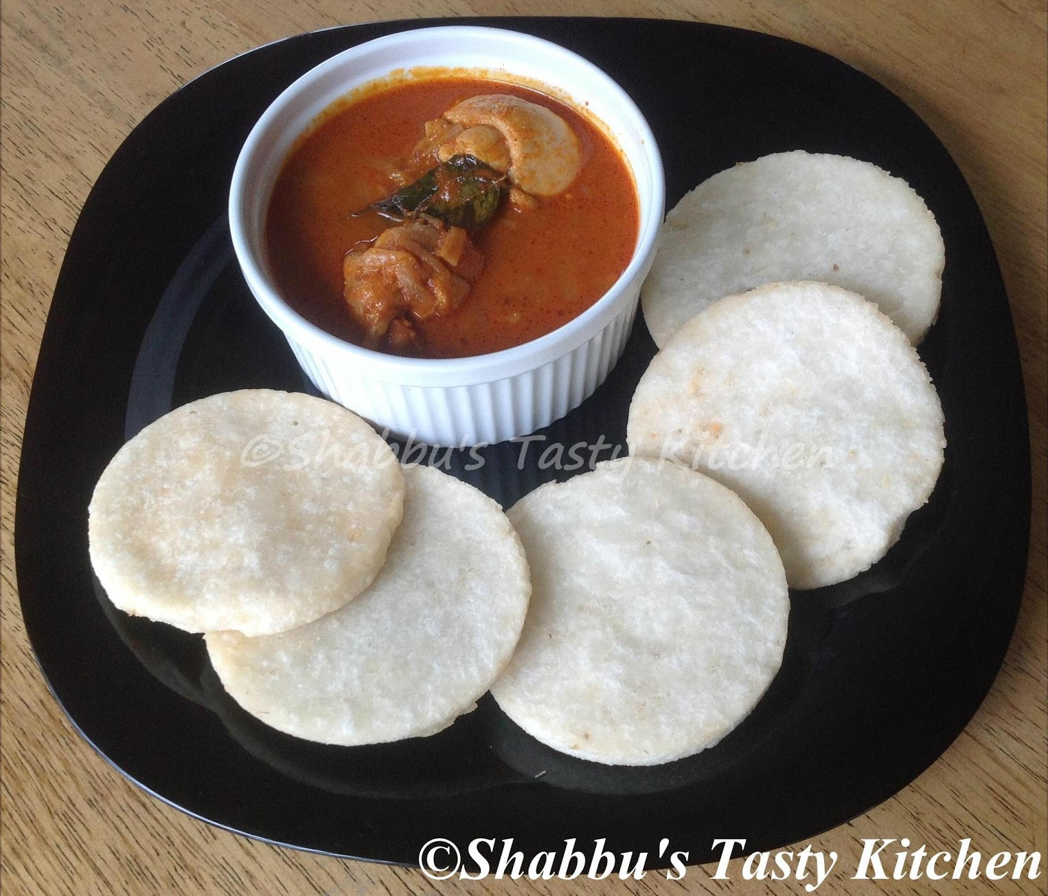 poricha-pathiri-fried-pathiri