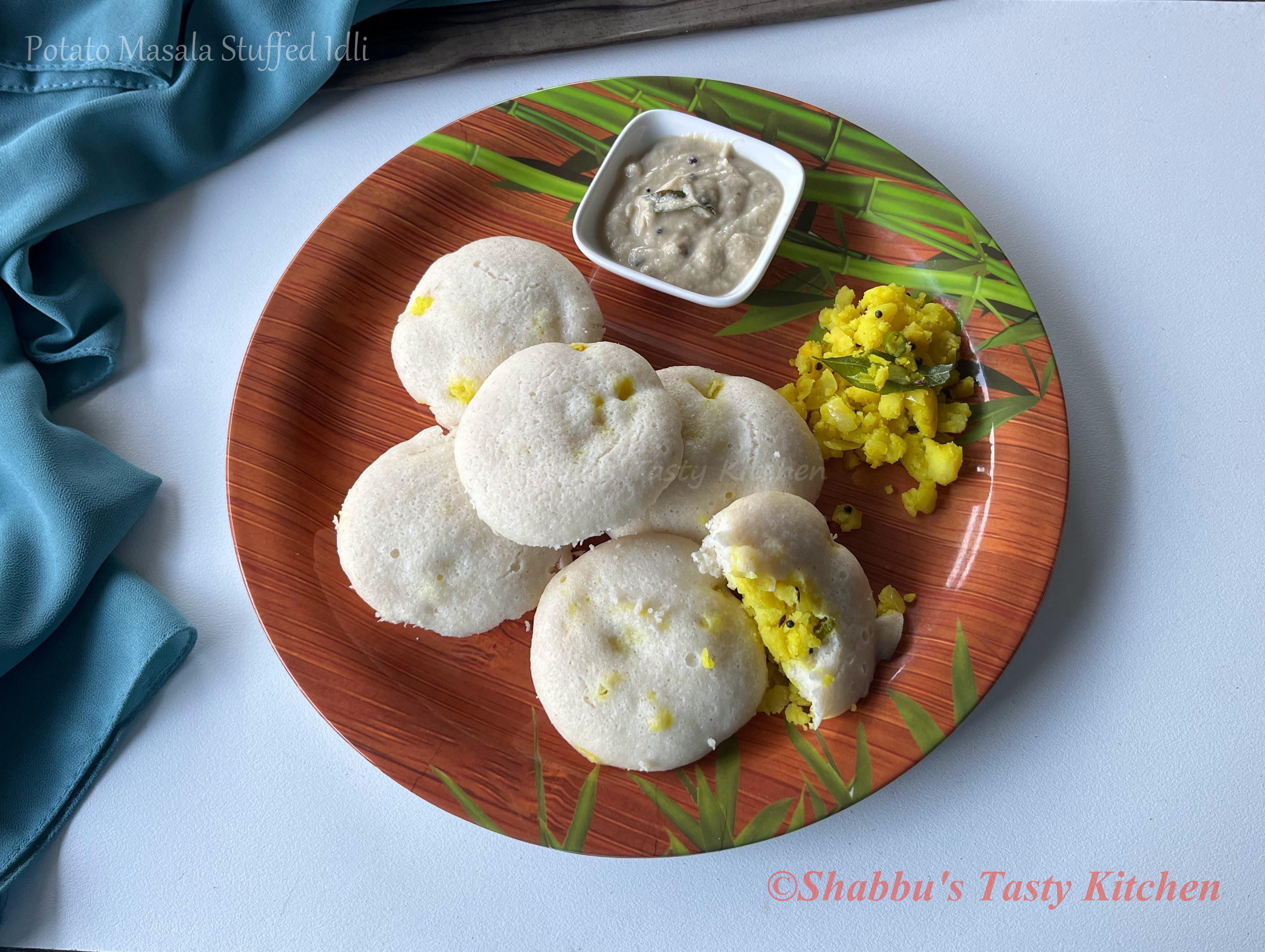 potato-masala-stuffed-idli