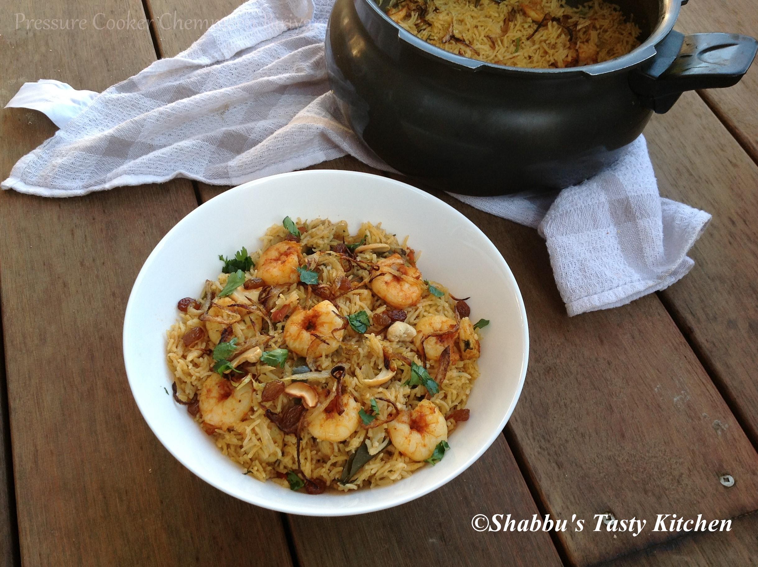 pressure-cooker-chemmeen-biriyani-prawn-biriyani