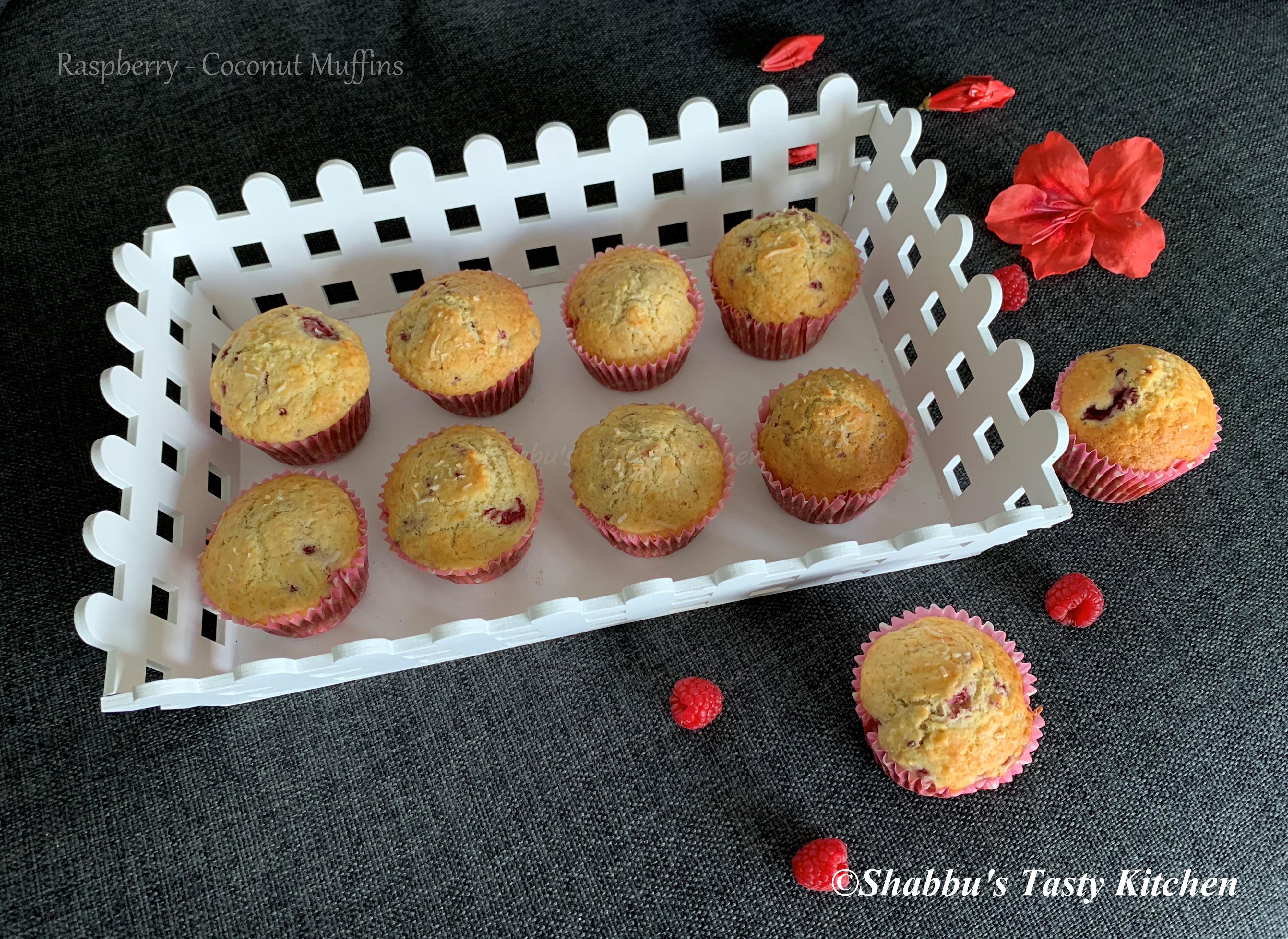 raspberry-coconut-muffins