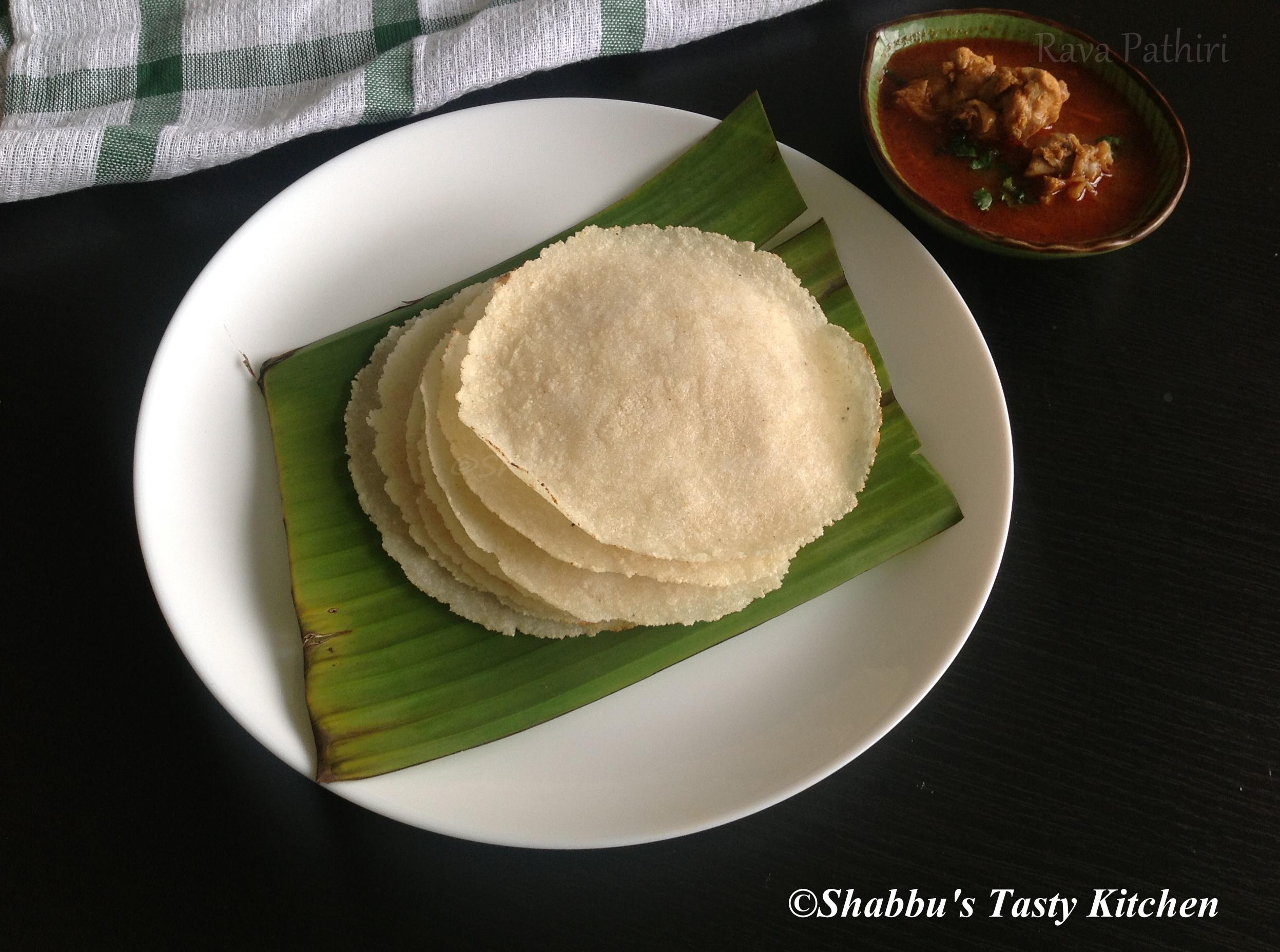 rava-pathiri-semolina-pathiri