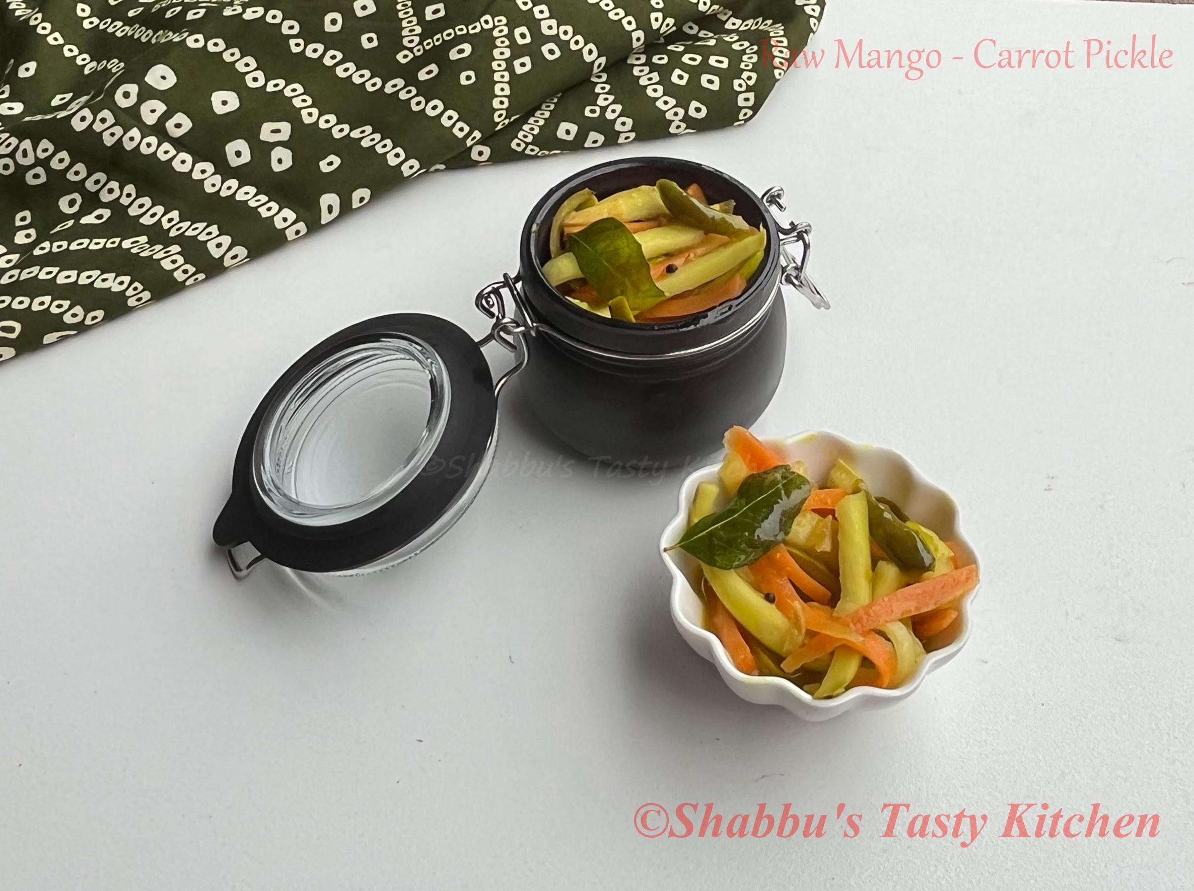 raw-mango-carrot-pickle
