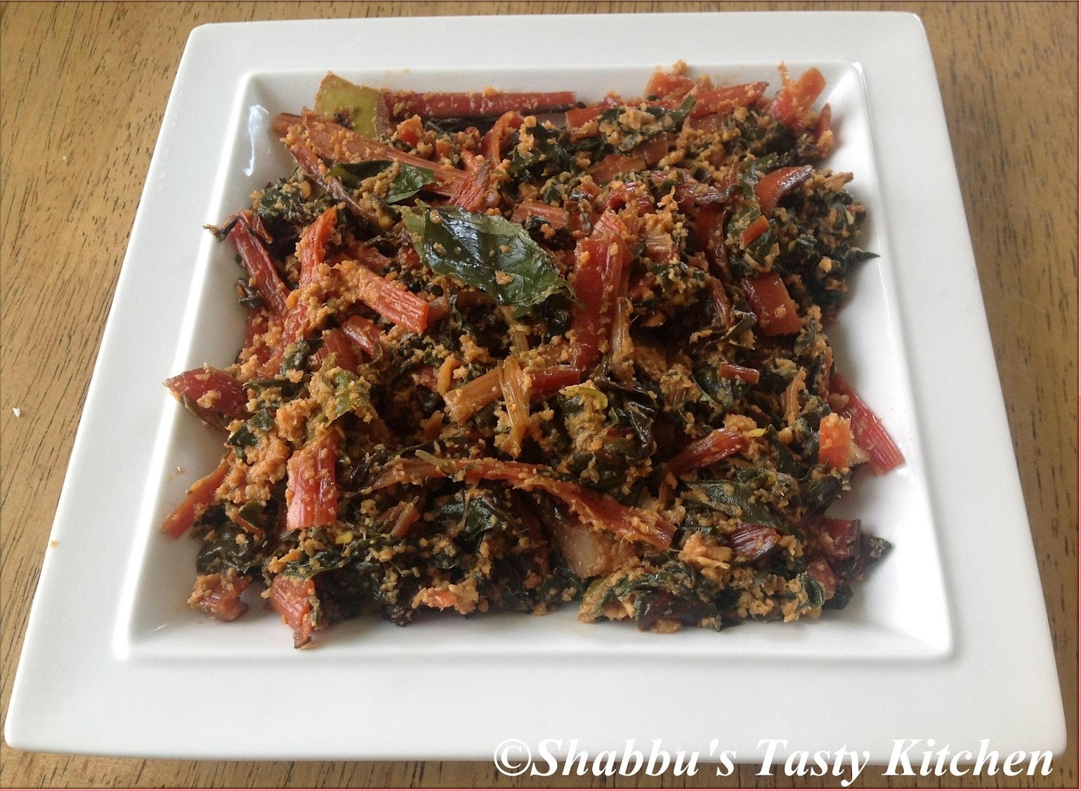 red-swiss-chard-silverbeet-aviya