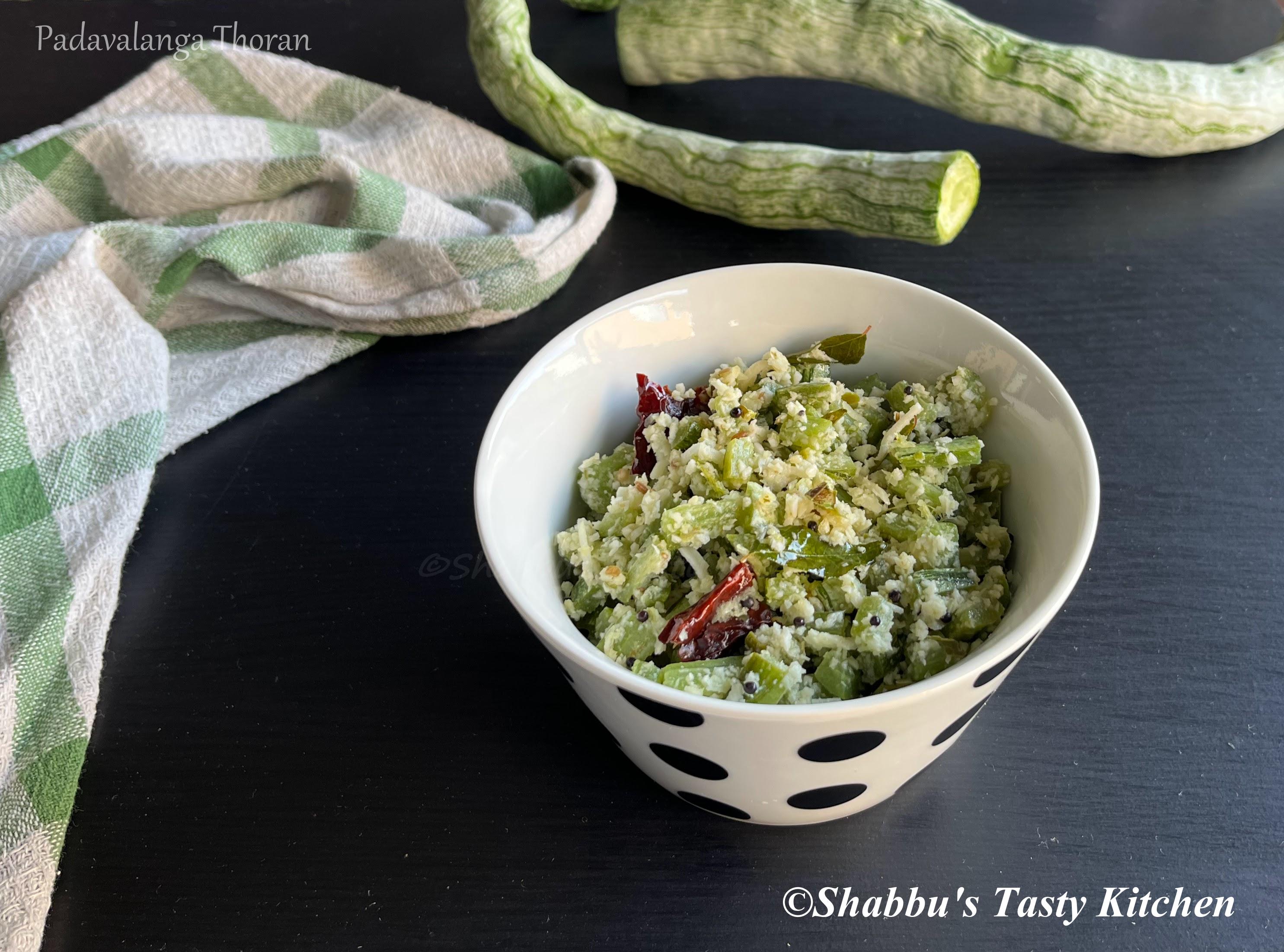 snake-gourd-padavalanga-thoran