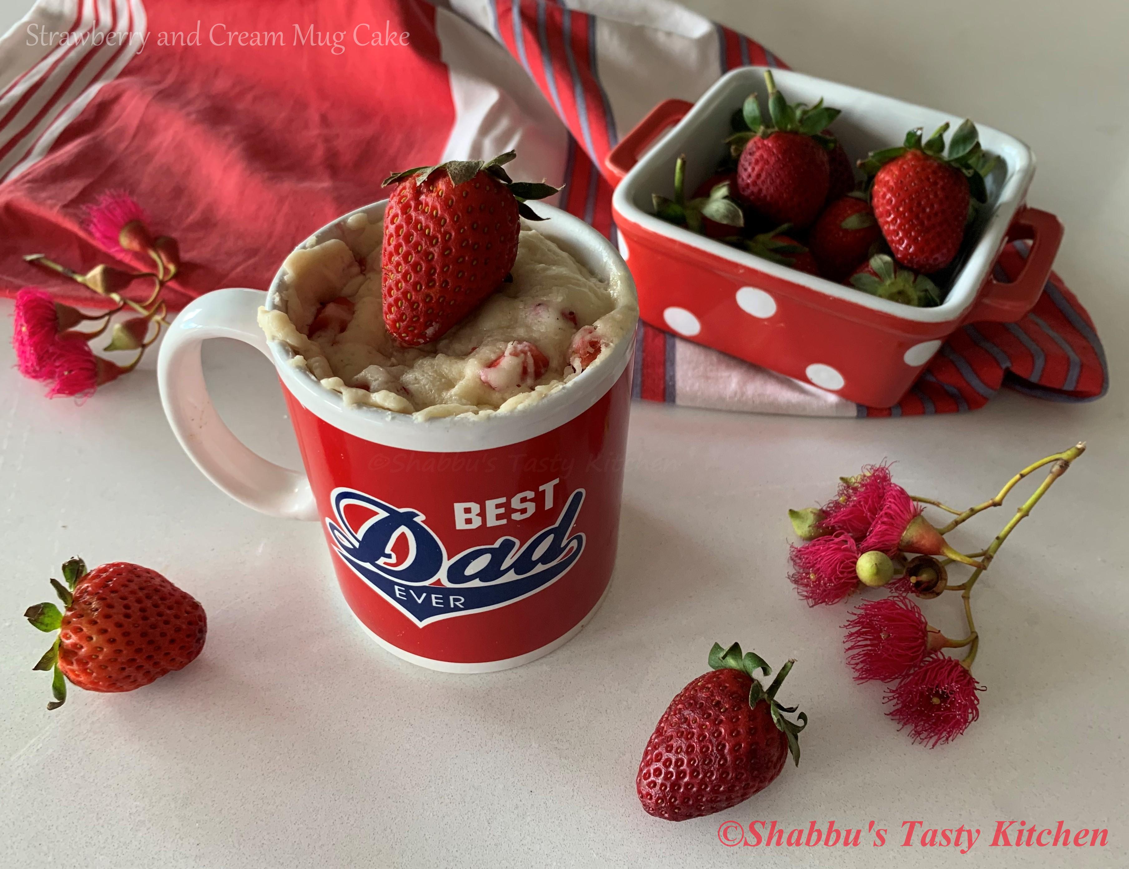strawberry-and-cream-mug-cake