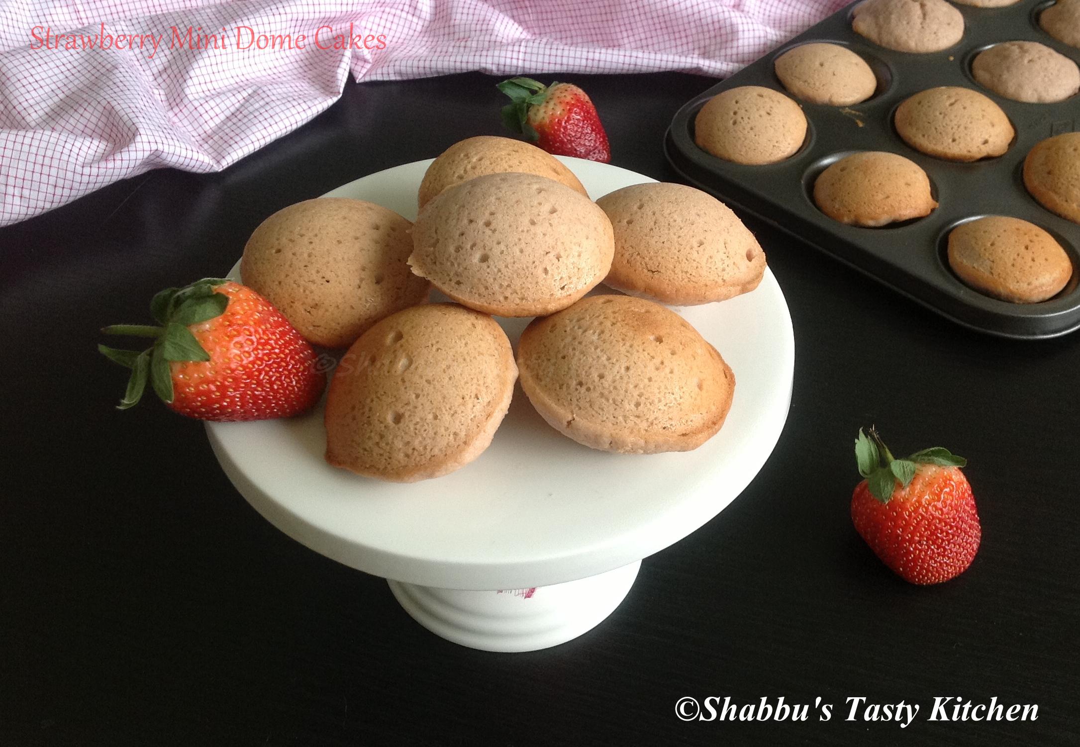 strawberry-mini-dome-cakes