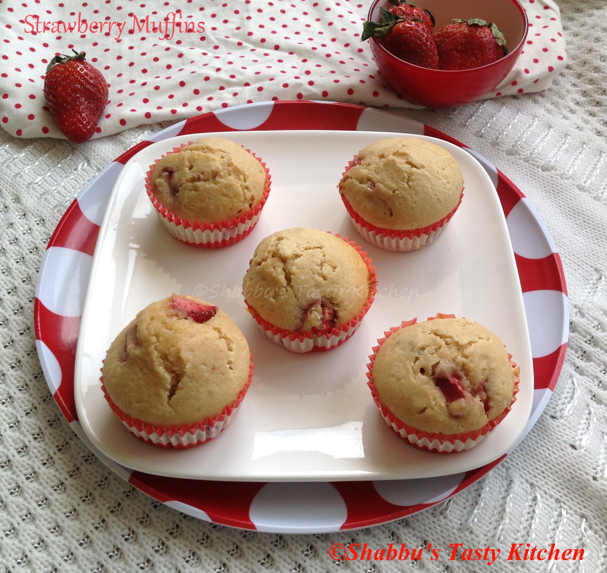 strawberry-muffins