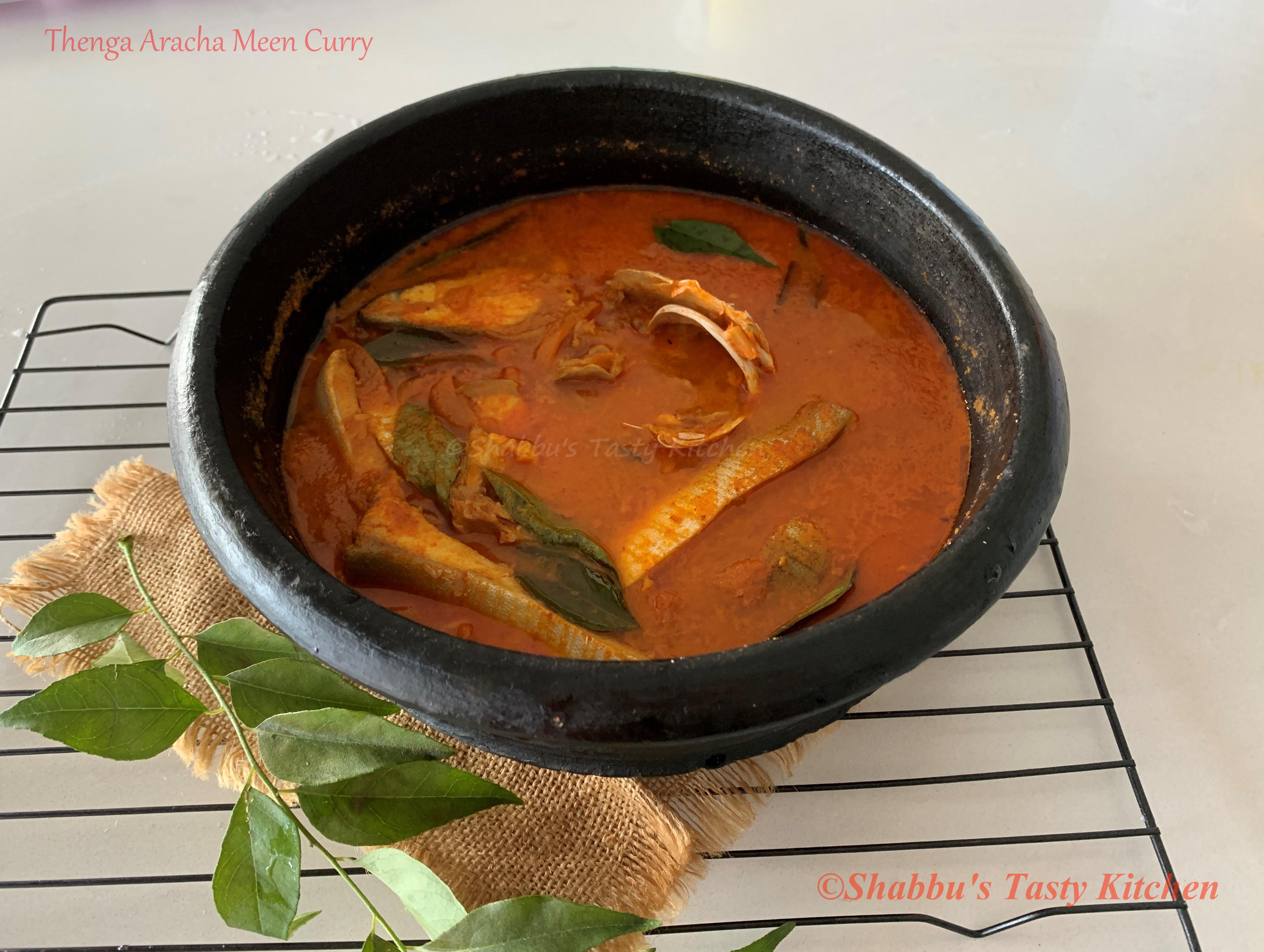 thenga-aracha-meen-curry-fish-curry-in-coconut-paste