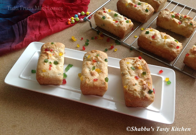 tutti-frutti-mini-loaf-cakes-mini-loaves