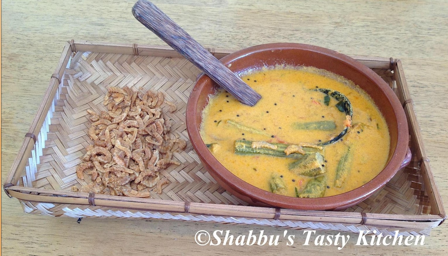 unakka-chemmeen-muringakka-curry-dried