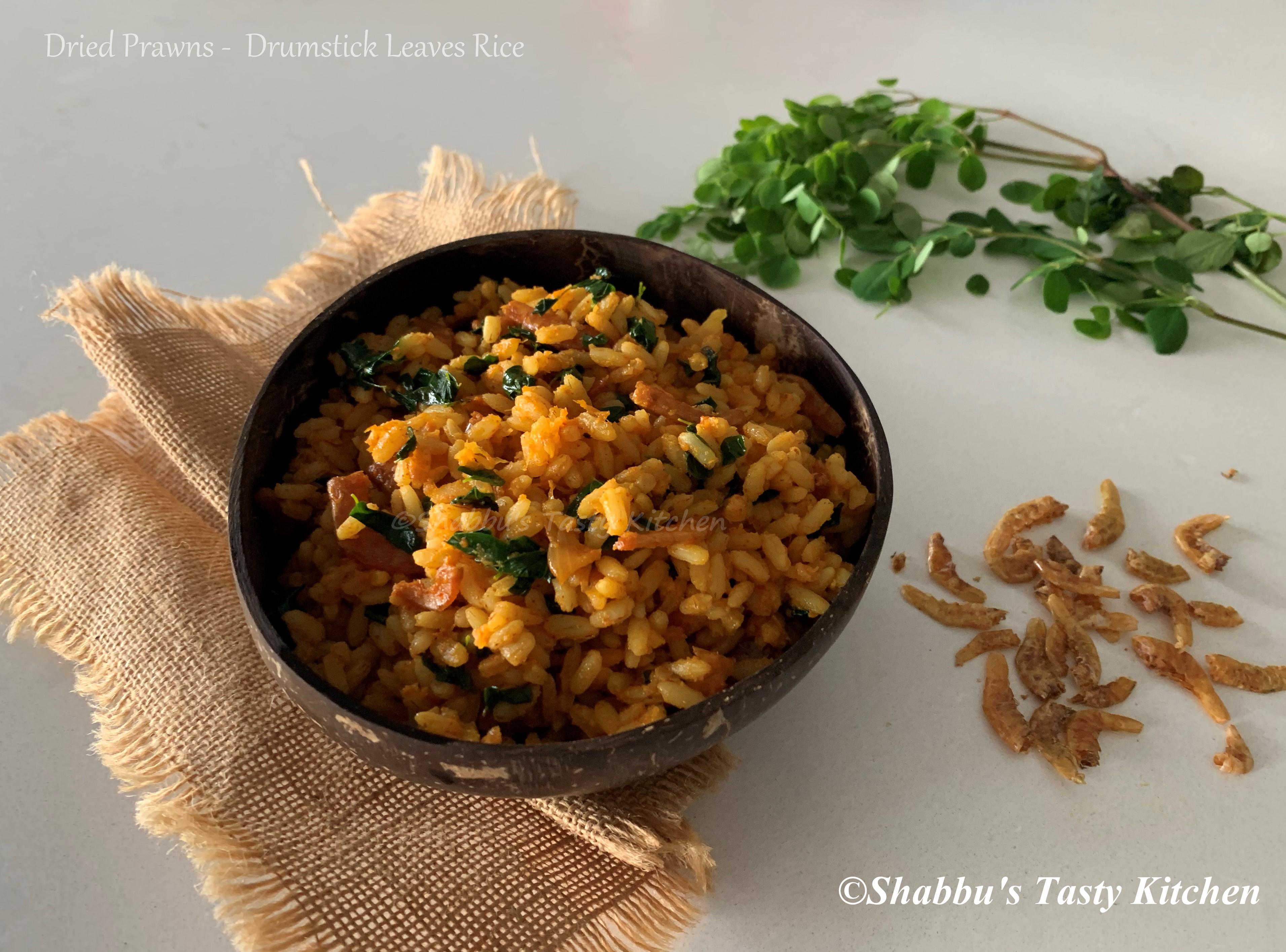 unakka-chemmeen-muringayila-choru-dried-prawns-drumstick-leaves-rice