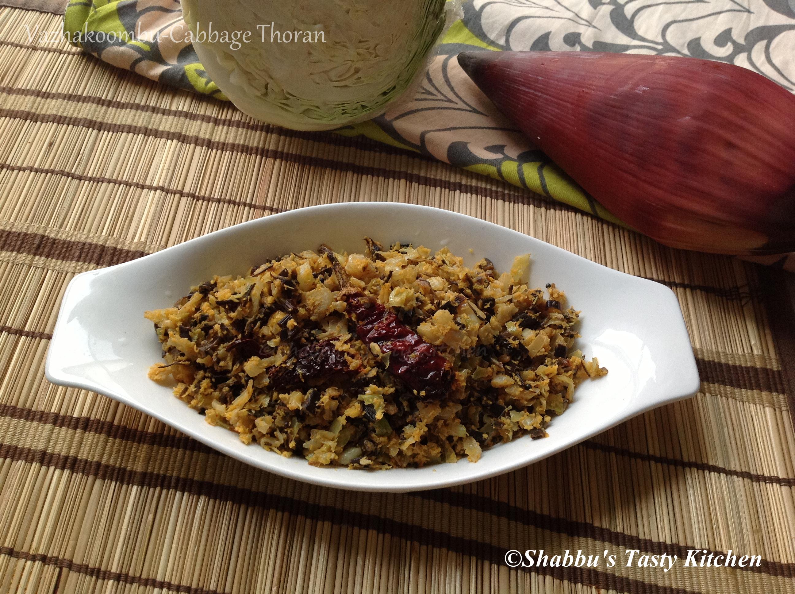 vazhakoombu-banana-flower-cabbage-thoran