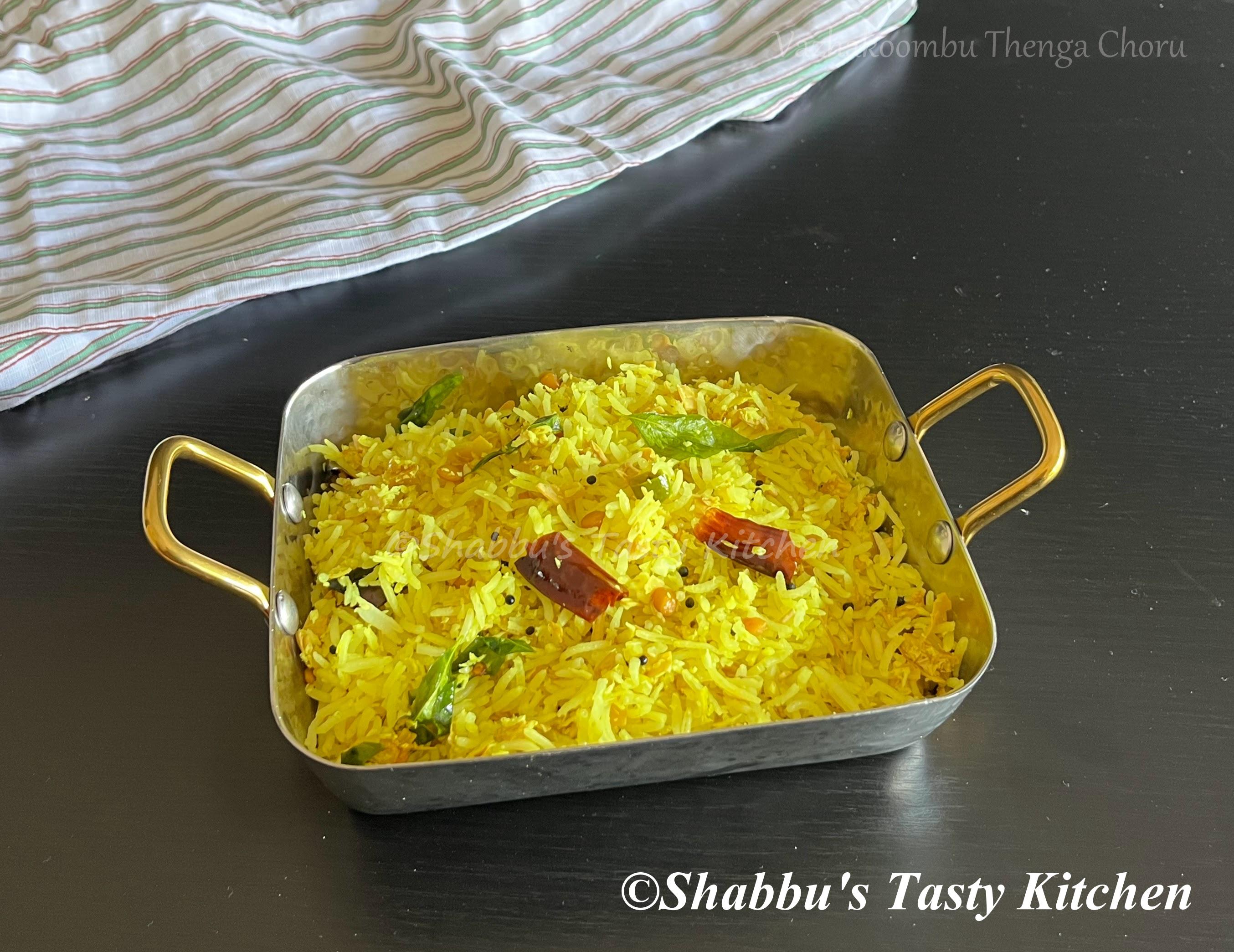 vazhakoombu-thenga-choru-banana-flower-coconut-rice