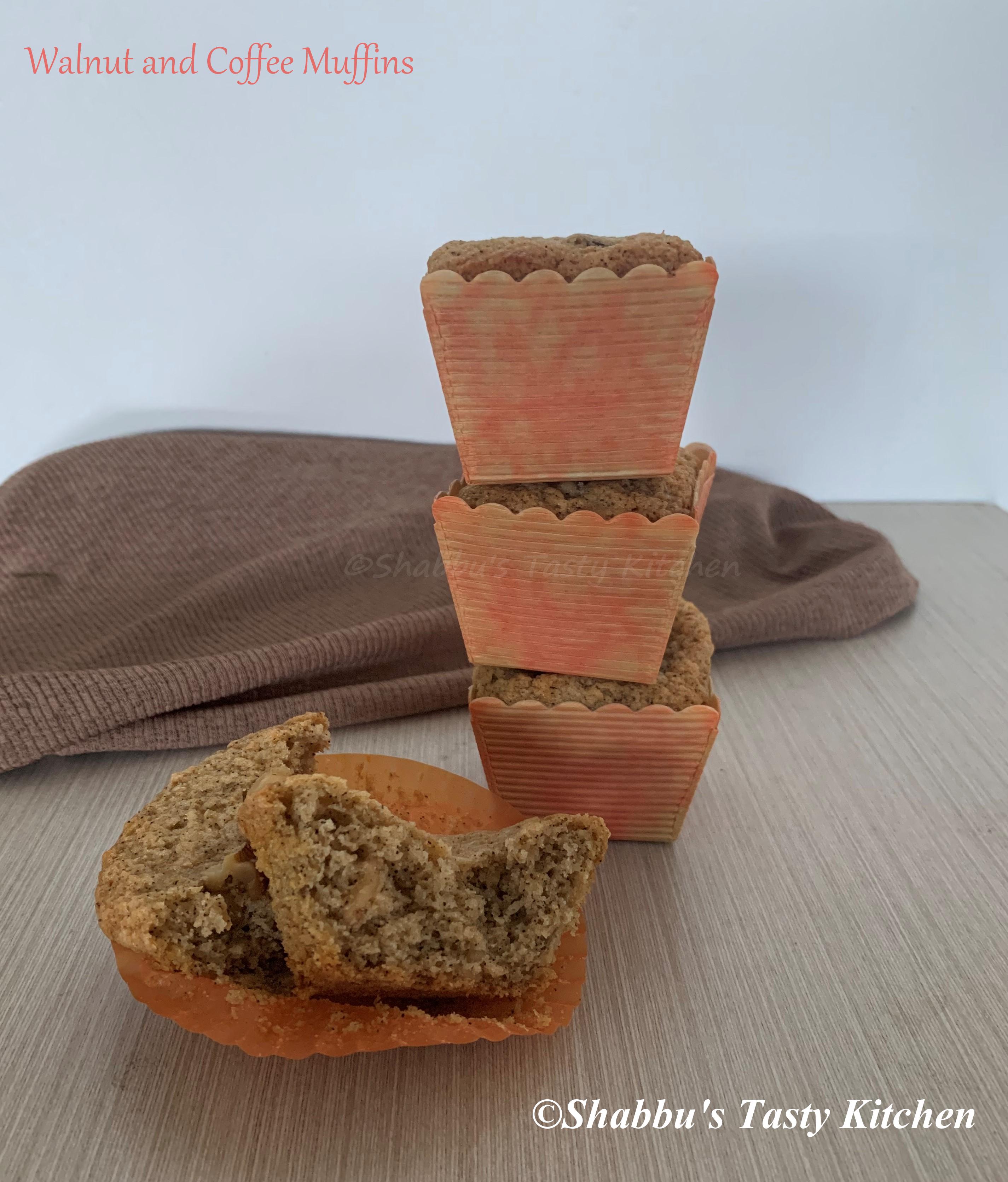 walnut-and-coffee-muffins